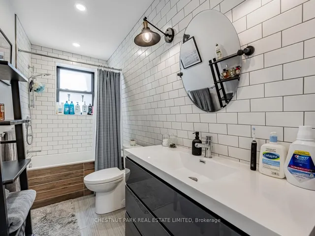Property image - 237 Lumsden Ave