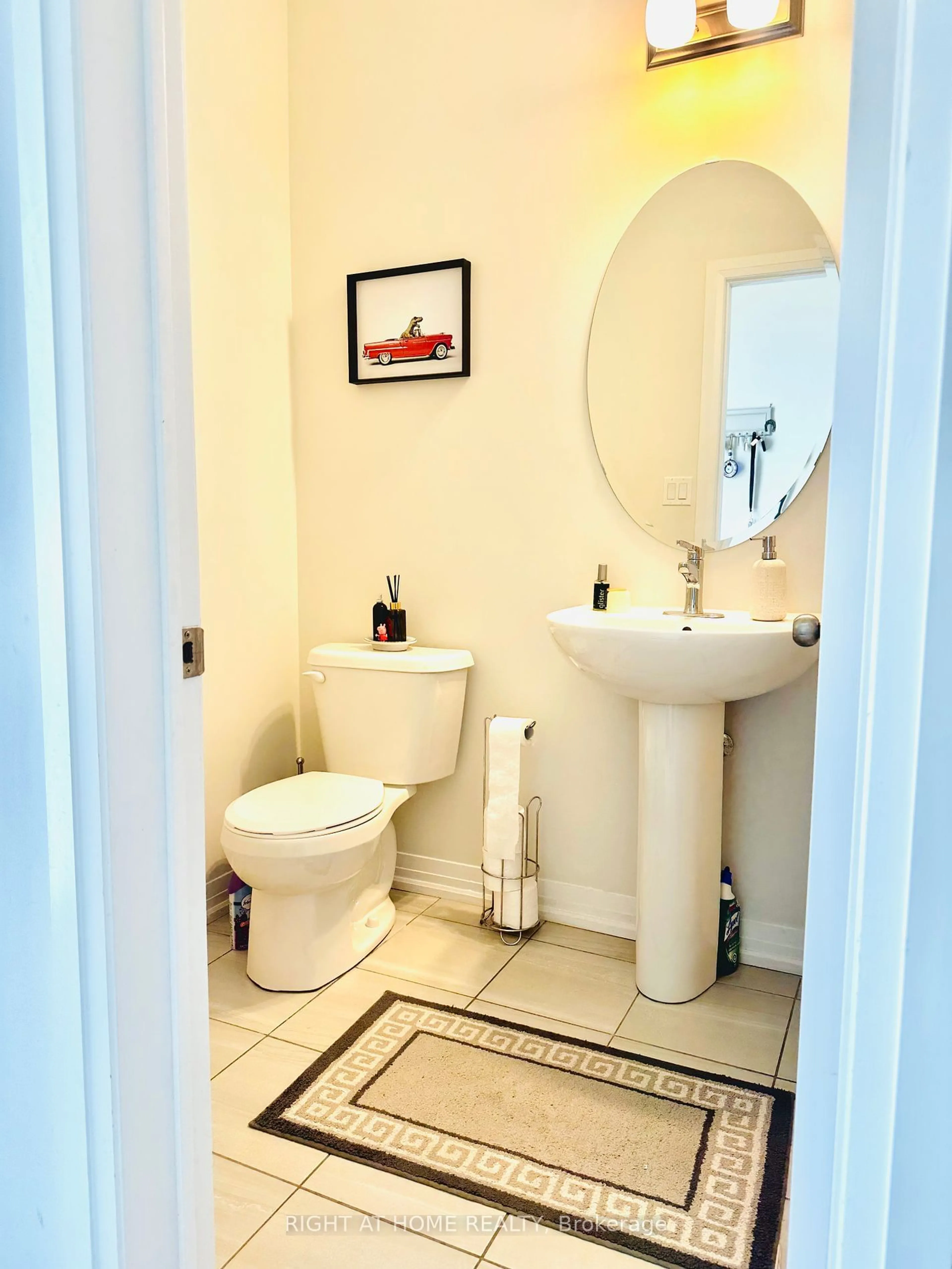 Bathroom, ceramic floors for 6 KLEIN Way, Whitby Ontario L1R 0B6