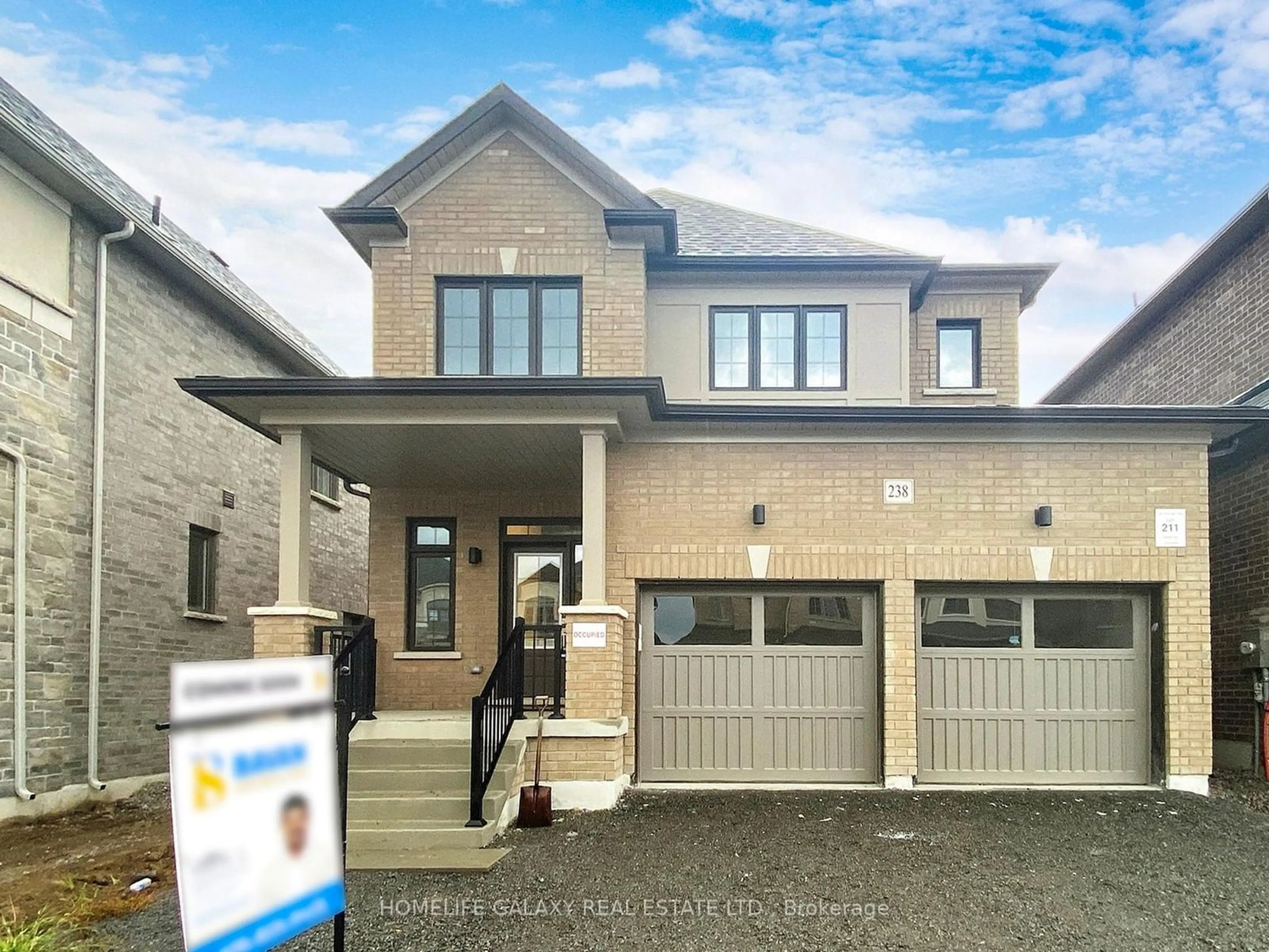 Frontside or backside of a home for 238 Flood Ave, Clarington Ontario L1B 0C9