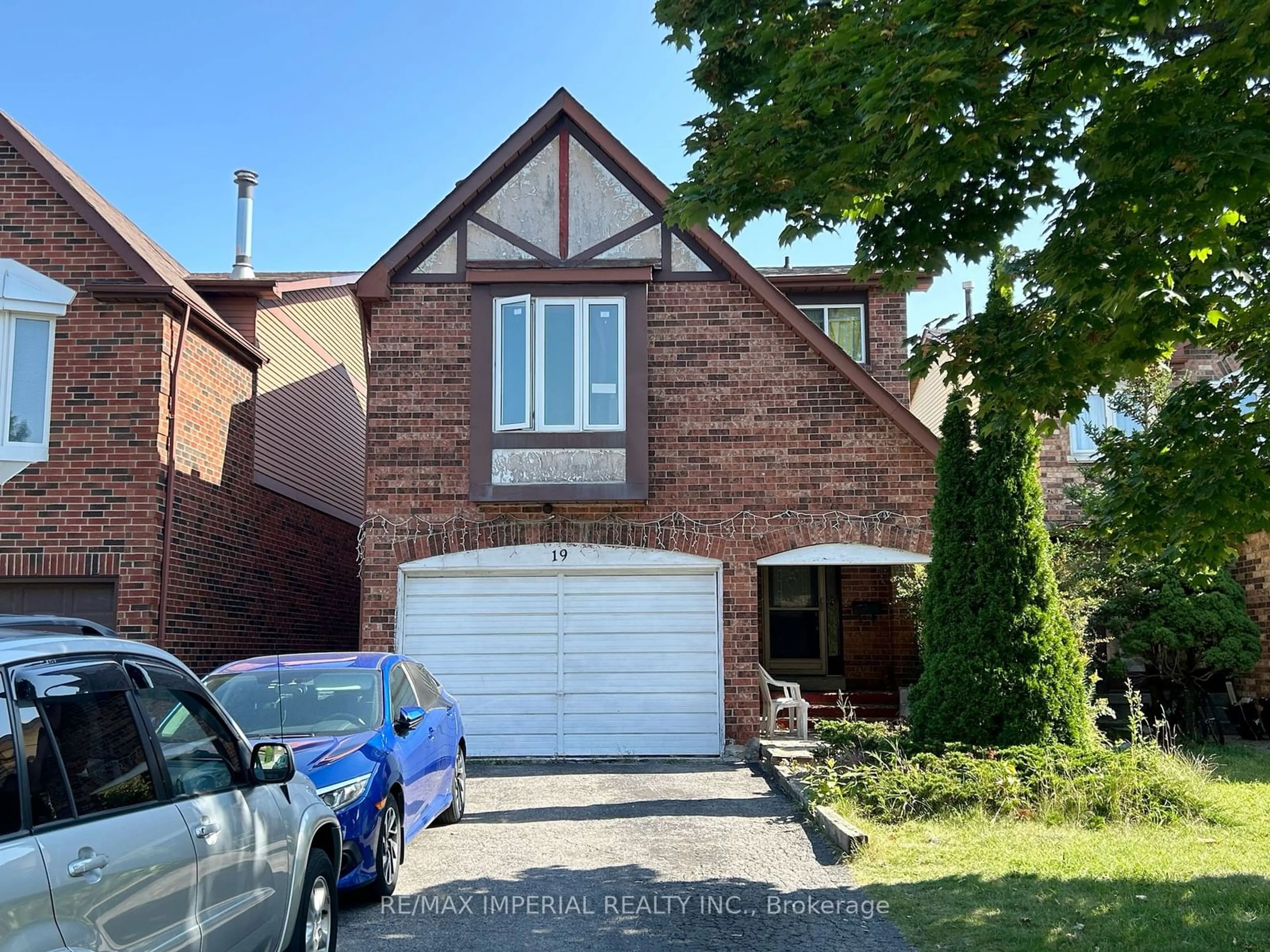 Frontside or backside of a home for 19 Frank Rivers Dr, Toronto Ontario M1W 3R9