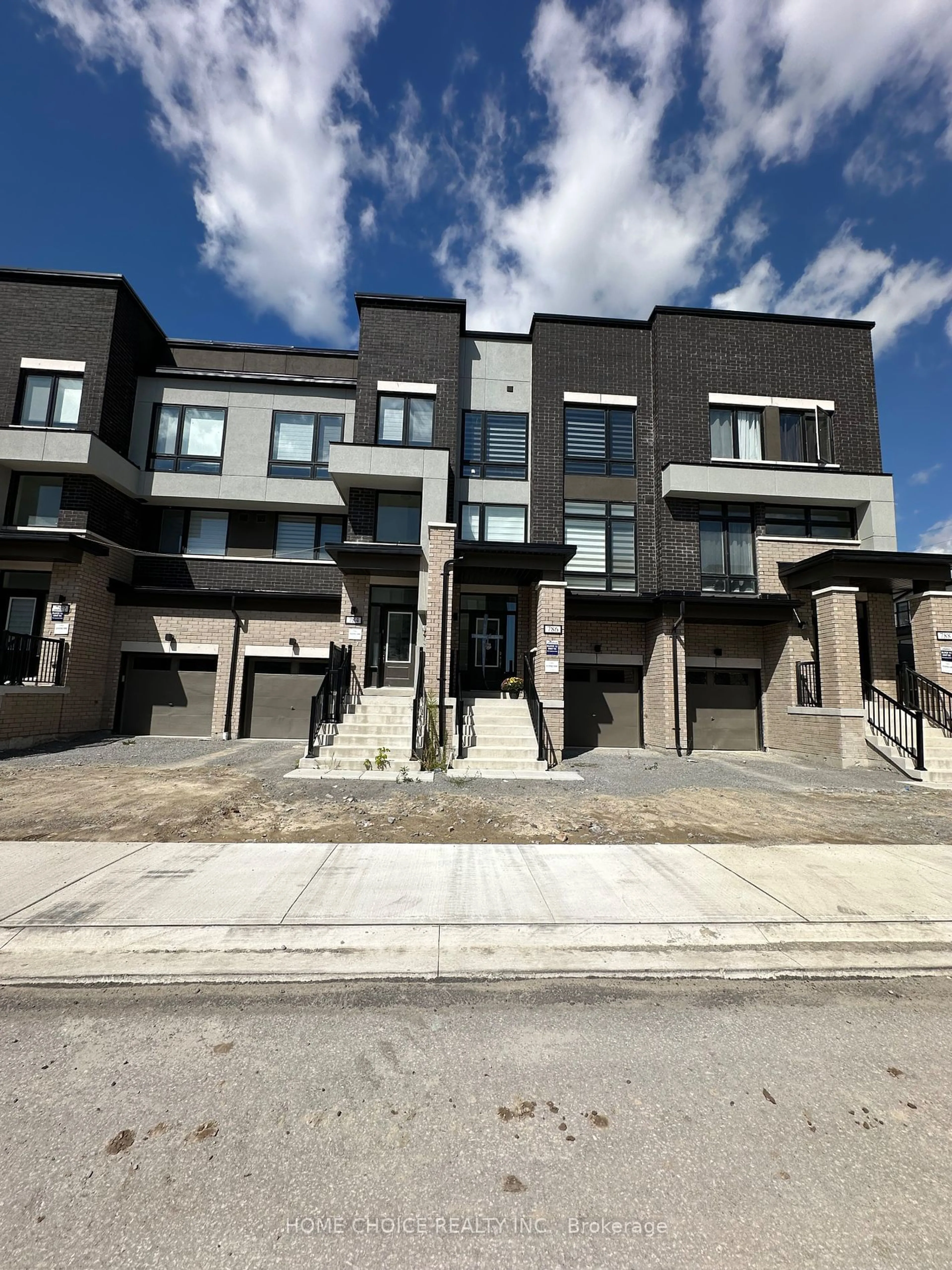 A pic from exterior of the house or condo for 786 Heathrow Path, Oshawa Ontario L1H 3G4