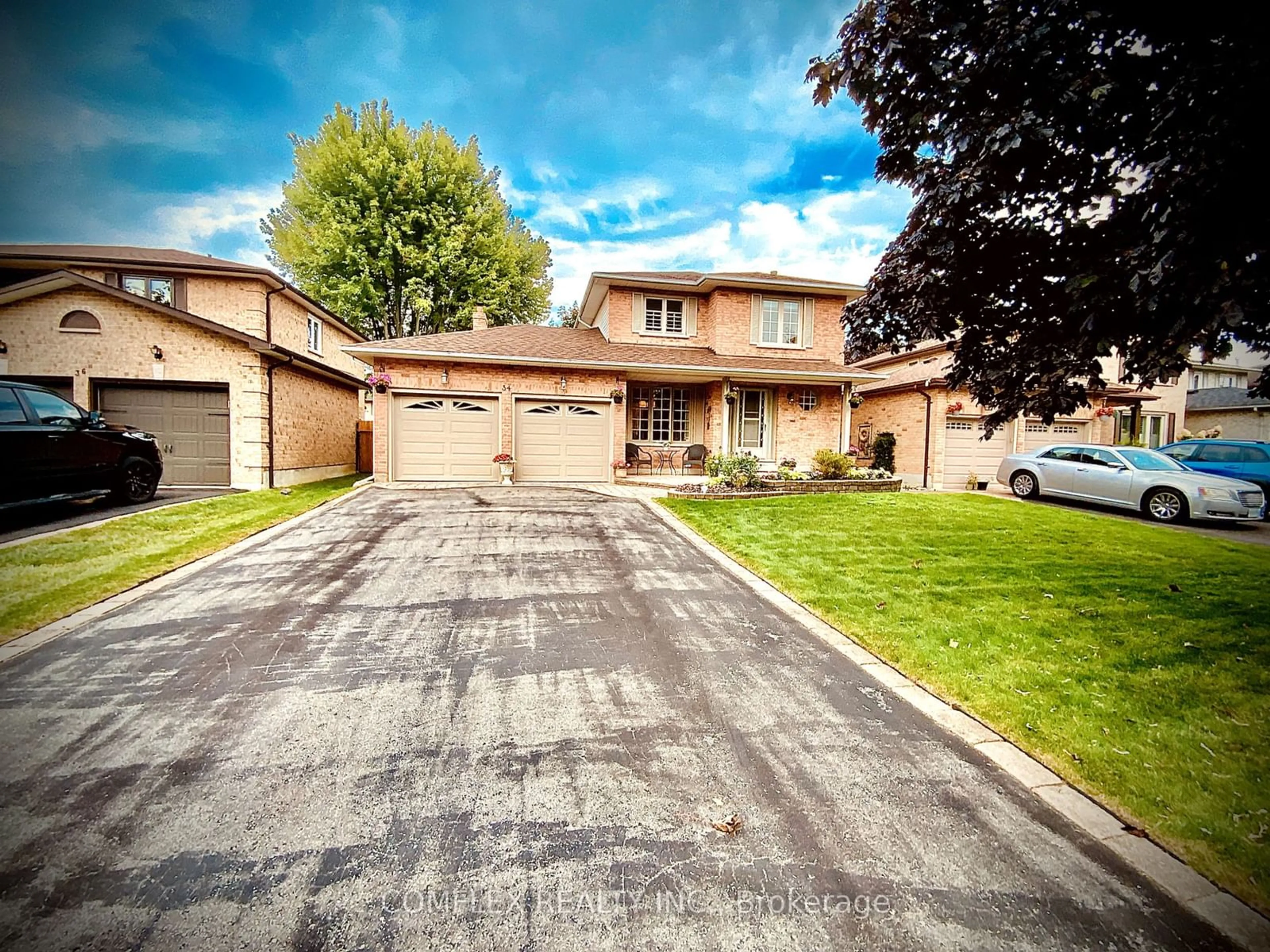 Frontside or backside of a home for 34 Mull Cres, Clarington Ontario L1E 2E1