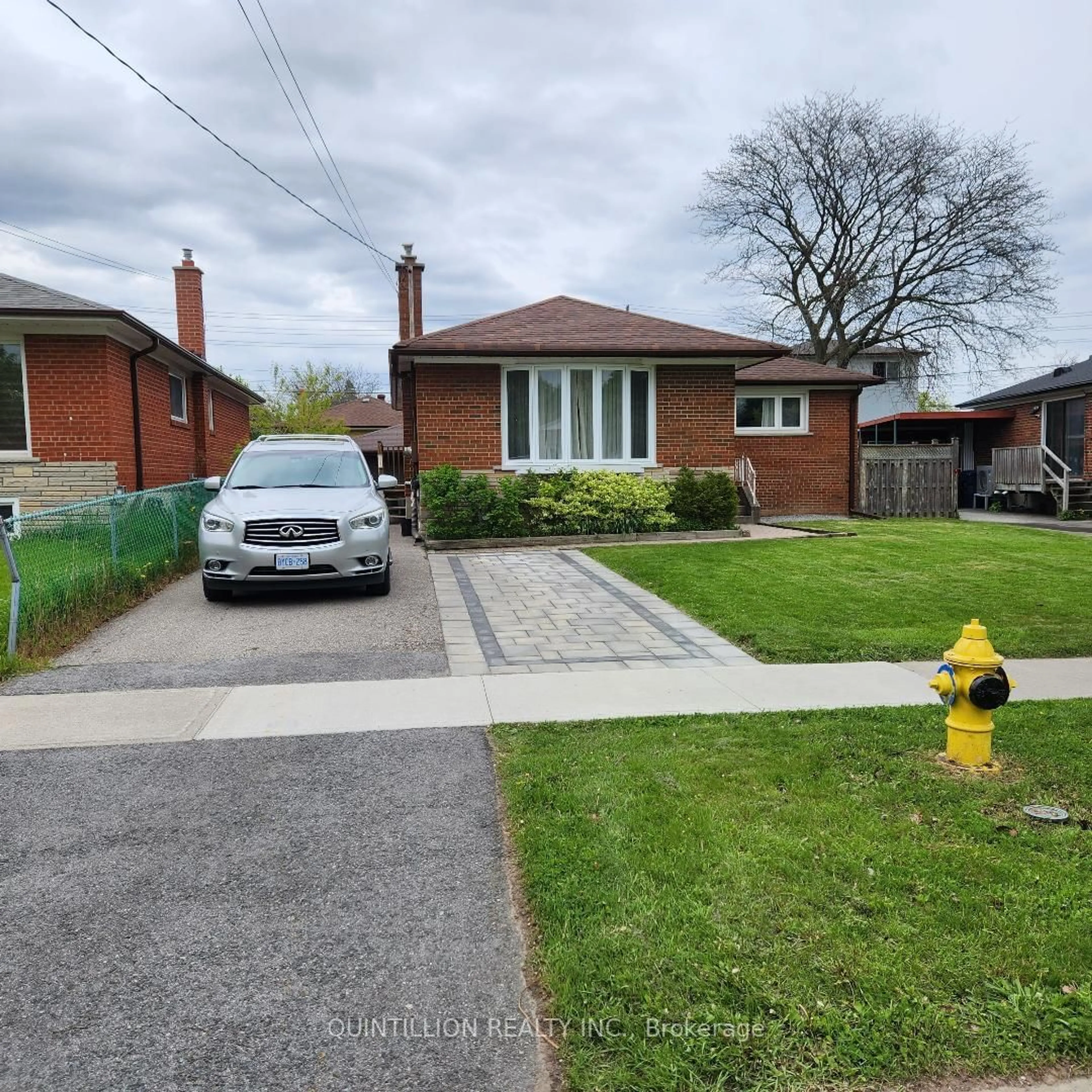 Frontside or backside of a home, the street view for 17 Tordale Cres, Toronto Ontario M1P 3X4