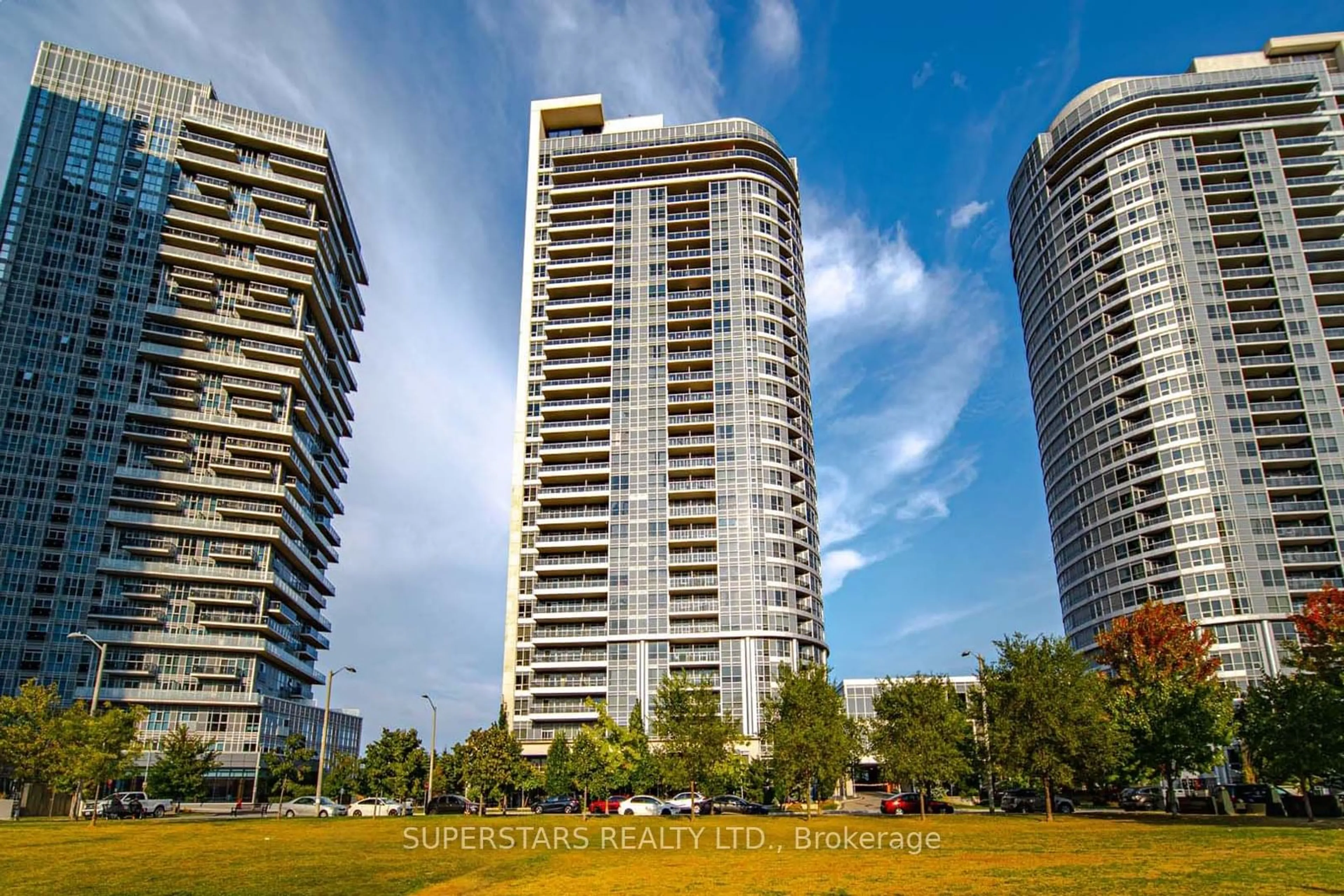 A pic from exterior of the house or condo for 181 Village Green Sq #PH12, Toronto Ontario M1S 0K6