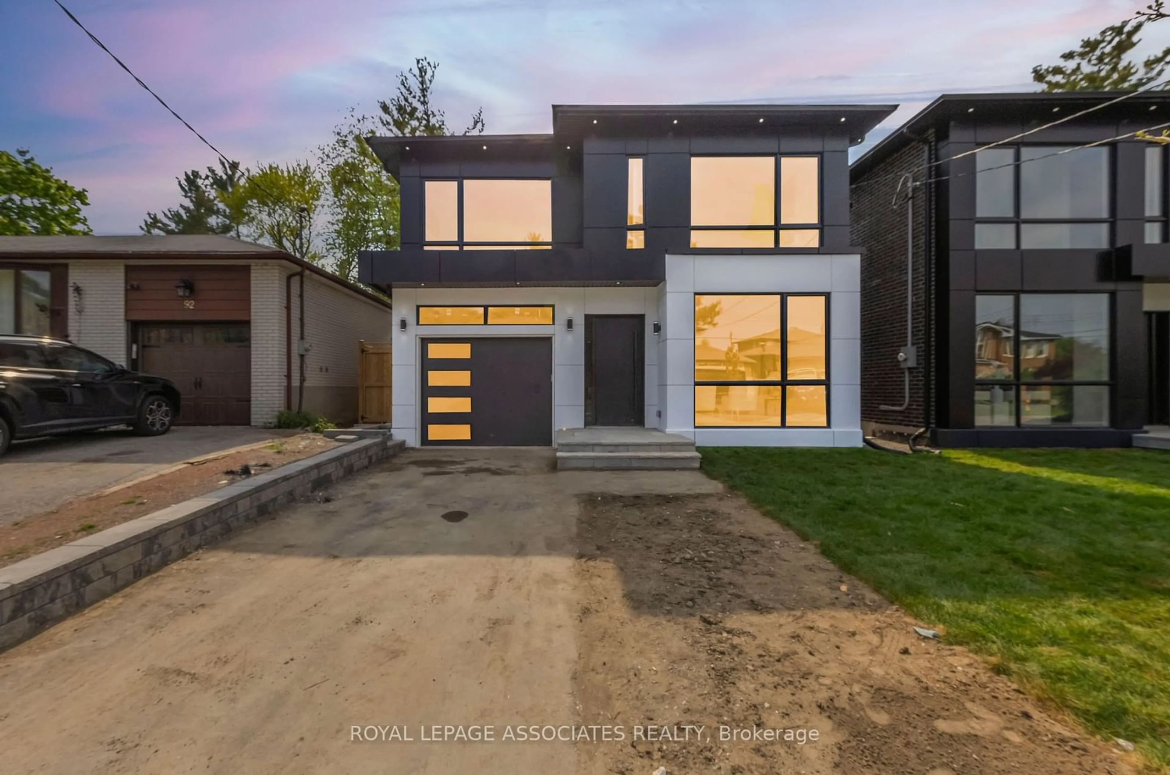 Frontside or backside of a home, the street view for 96 Bobmar Rd, Toronto Ontario M1C 1C9