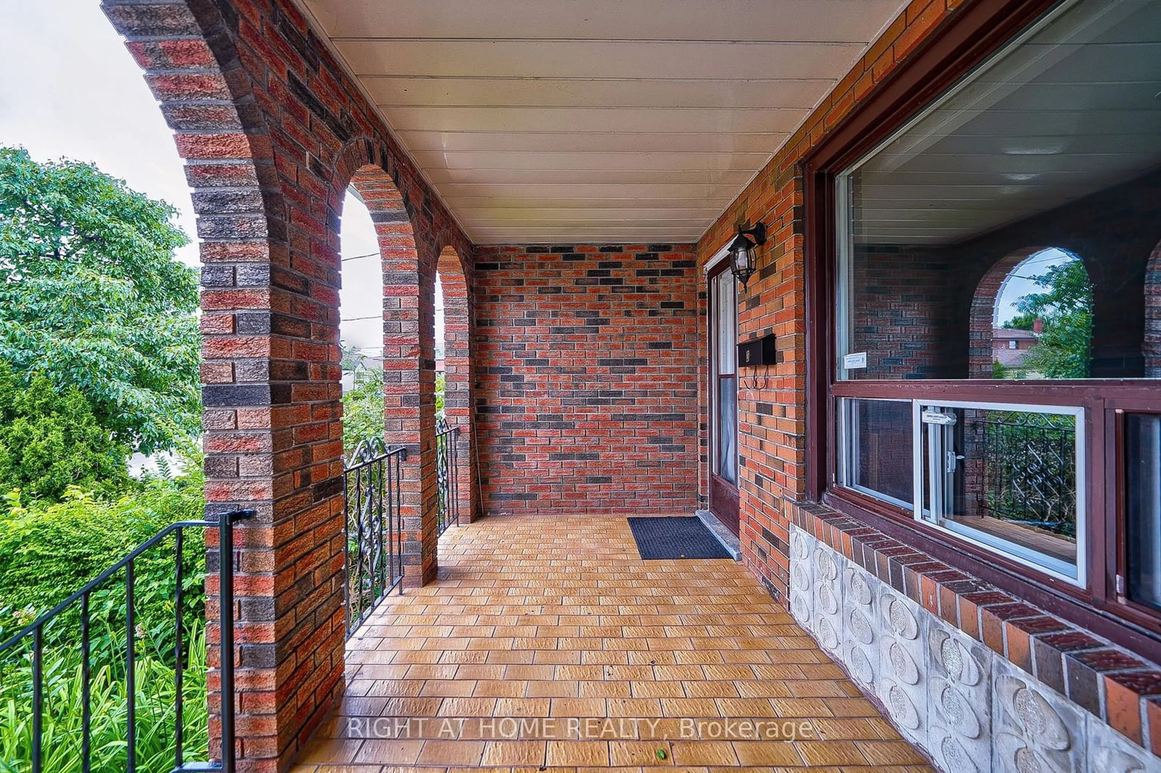 Home with brick exterior material for 3 Moira Ave, Toronto Ontario M1K 1B5