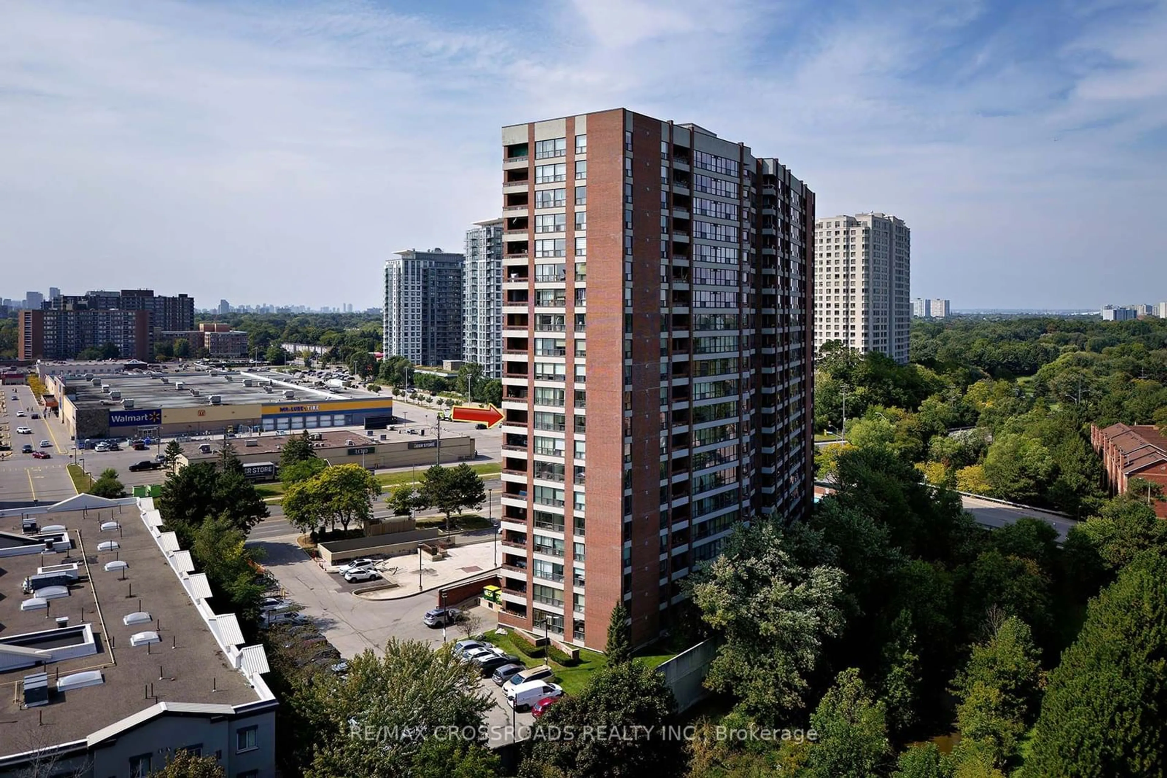 A pic from exterior of the house or condo for 2365 Kennedy Rd #910, Toronto Ontario M1T 3S6