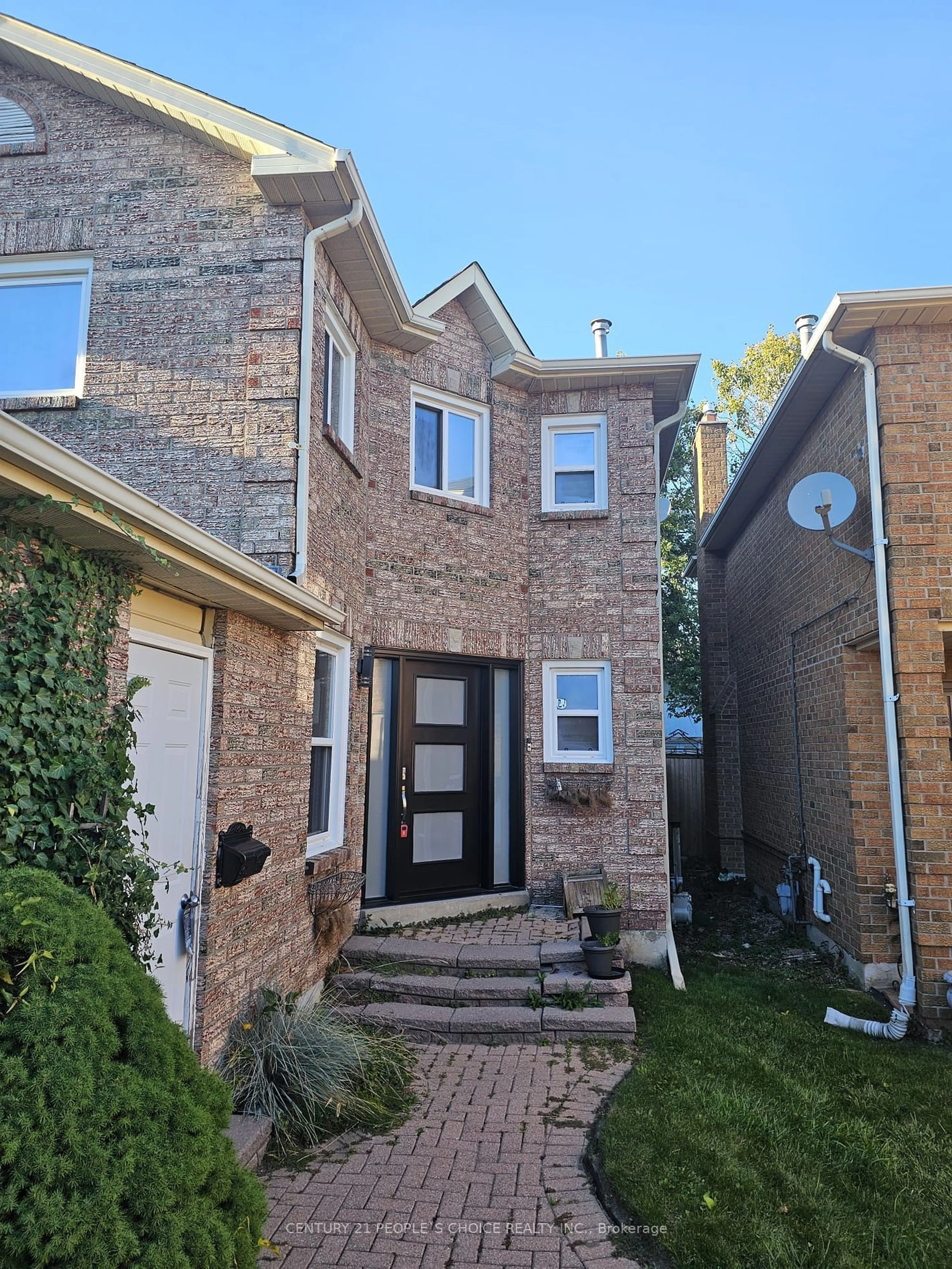 Home with brick exterior material for 758 Aspen Rd, Pickering Ontario L1V 3S3