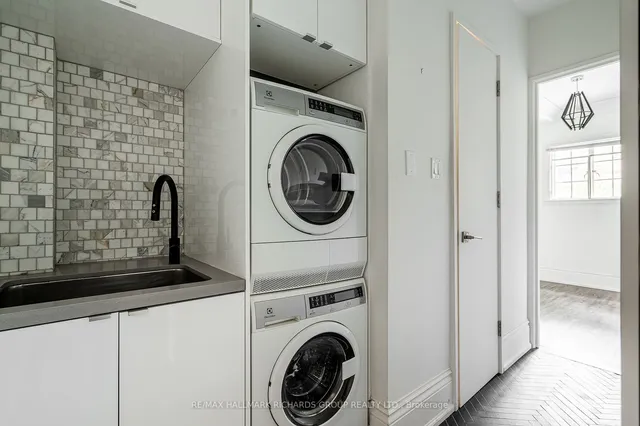 Additional property image - 3025 Queen St