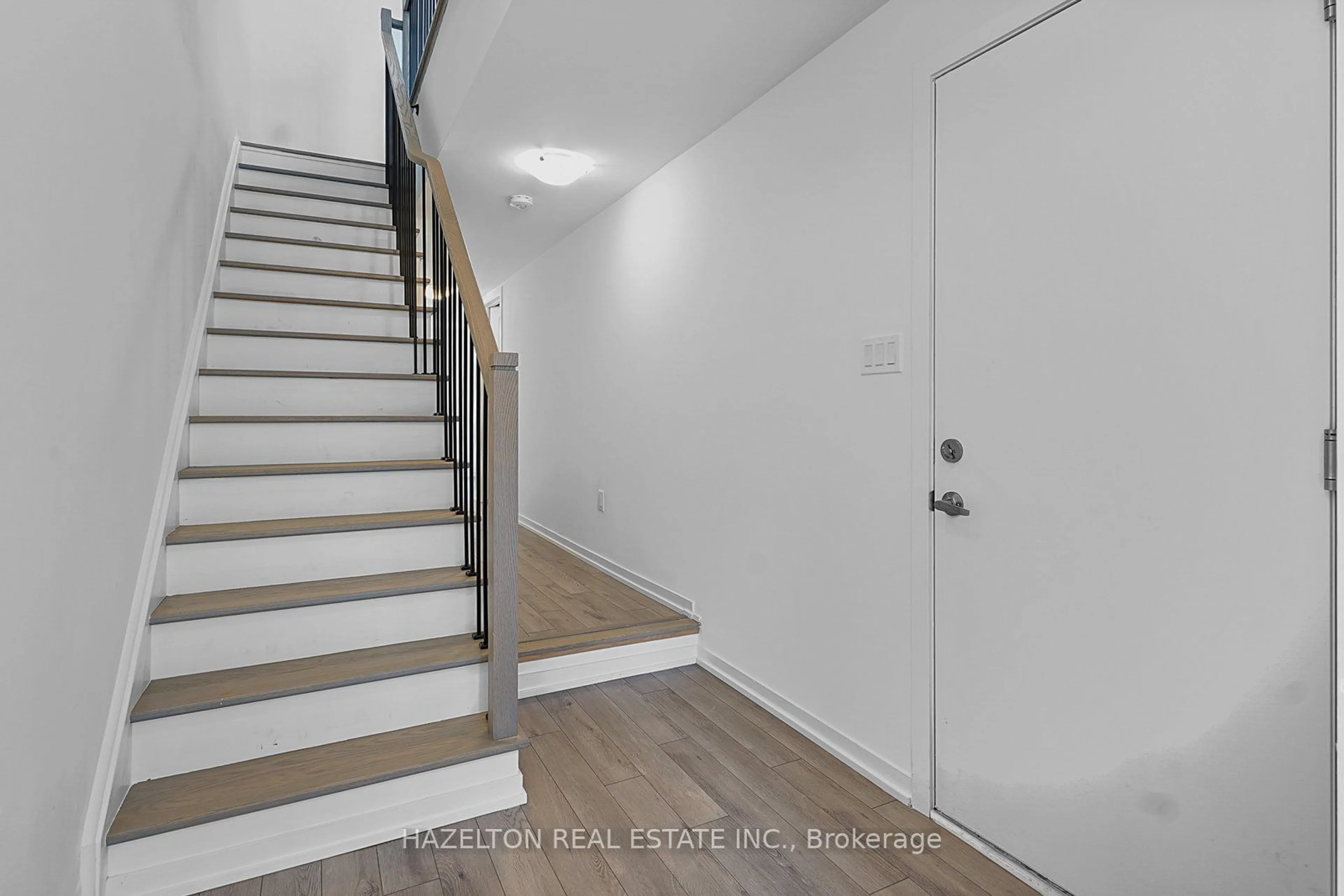 Indoor entryway, wood floors for 22 Pegler St, Ajax Ontario L1S 7M3