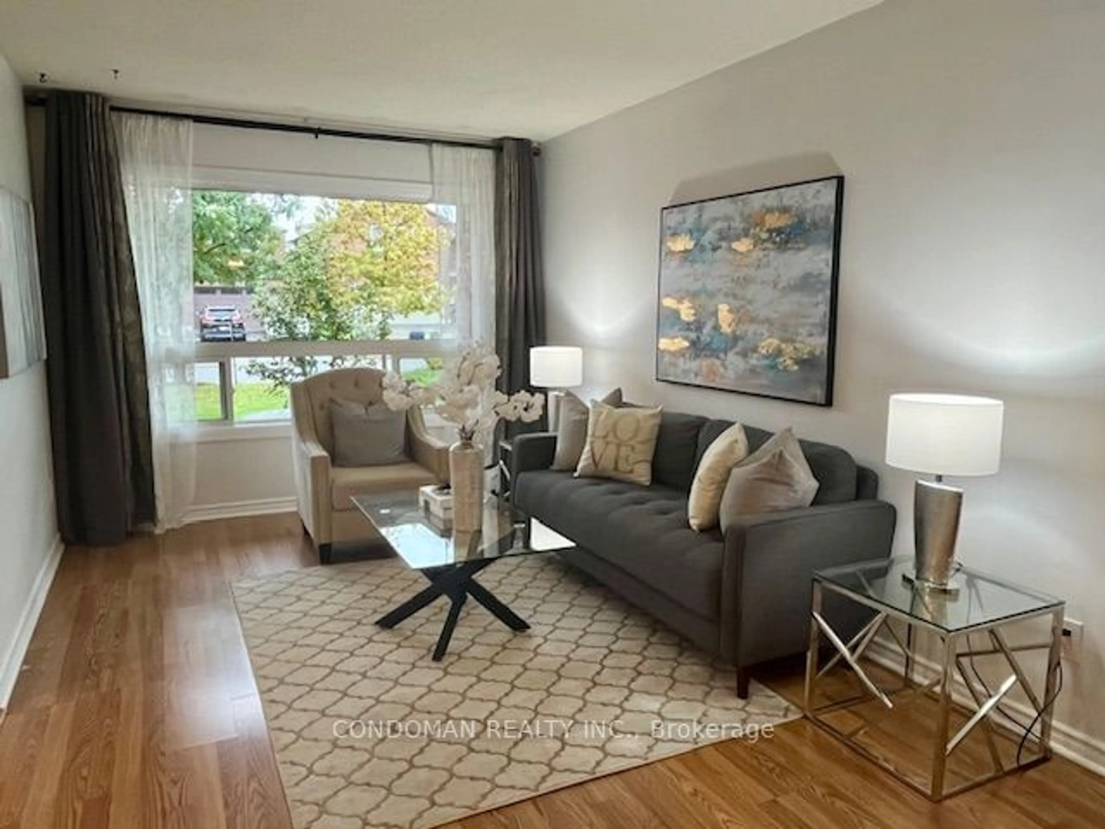 Living room for 20 Feeney Ave, Toronto Ontario M1B 4N2