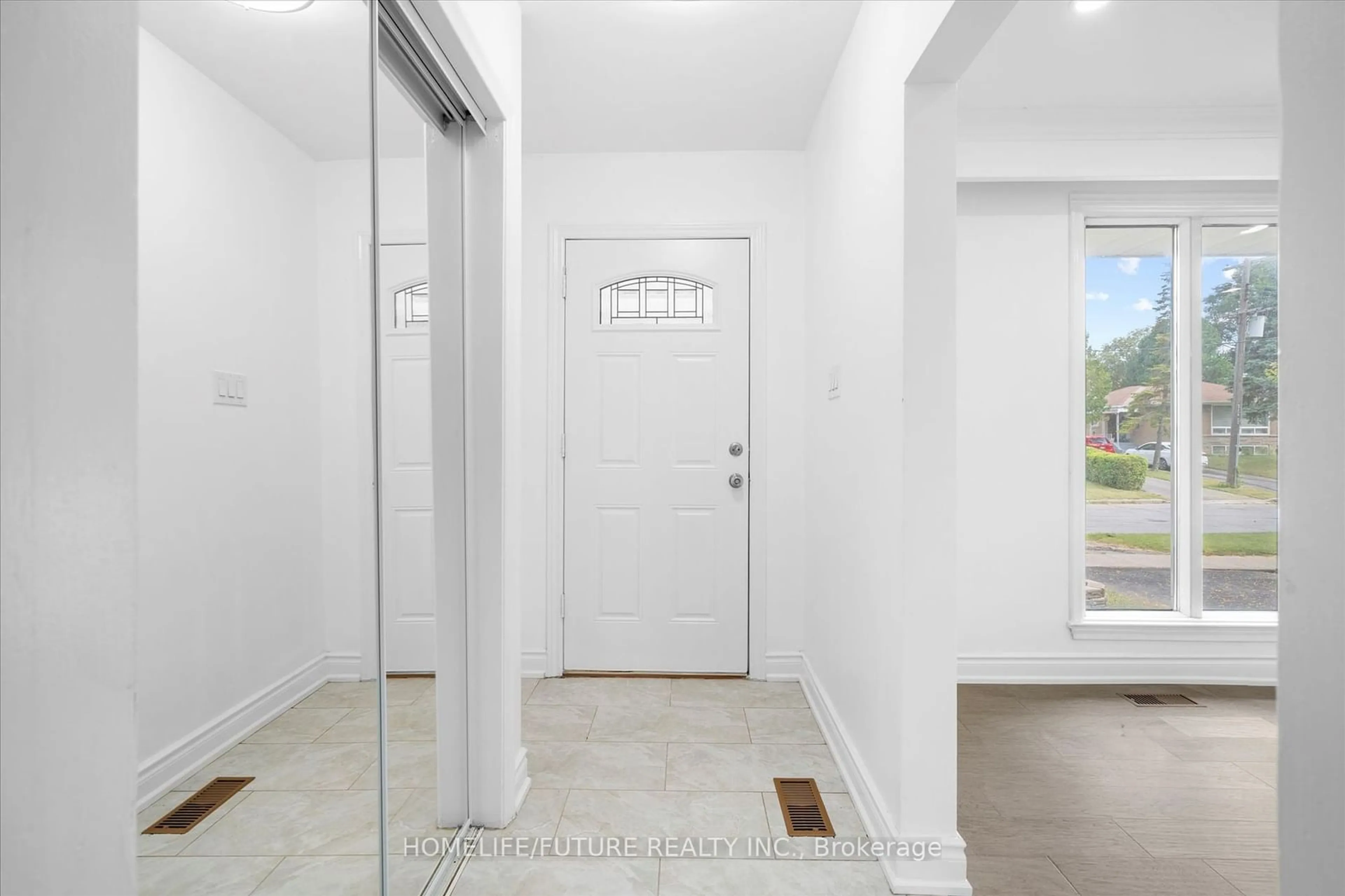 Indoor entryway, not visible floor for 54 Carslake Cres, Toronto Ontario M1J 2A7