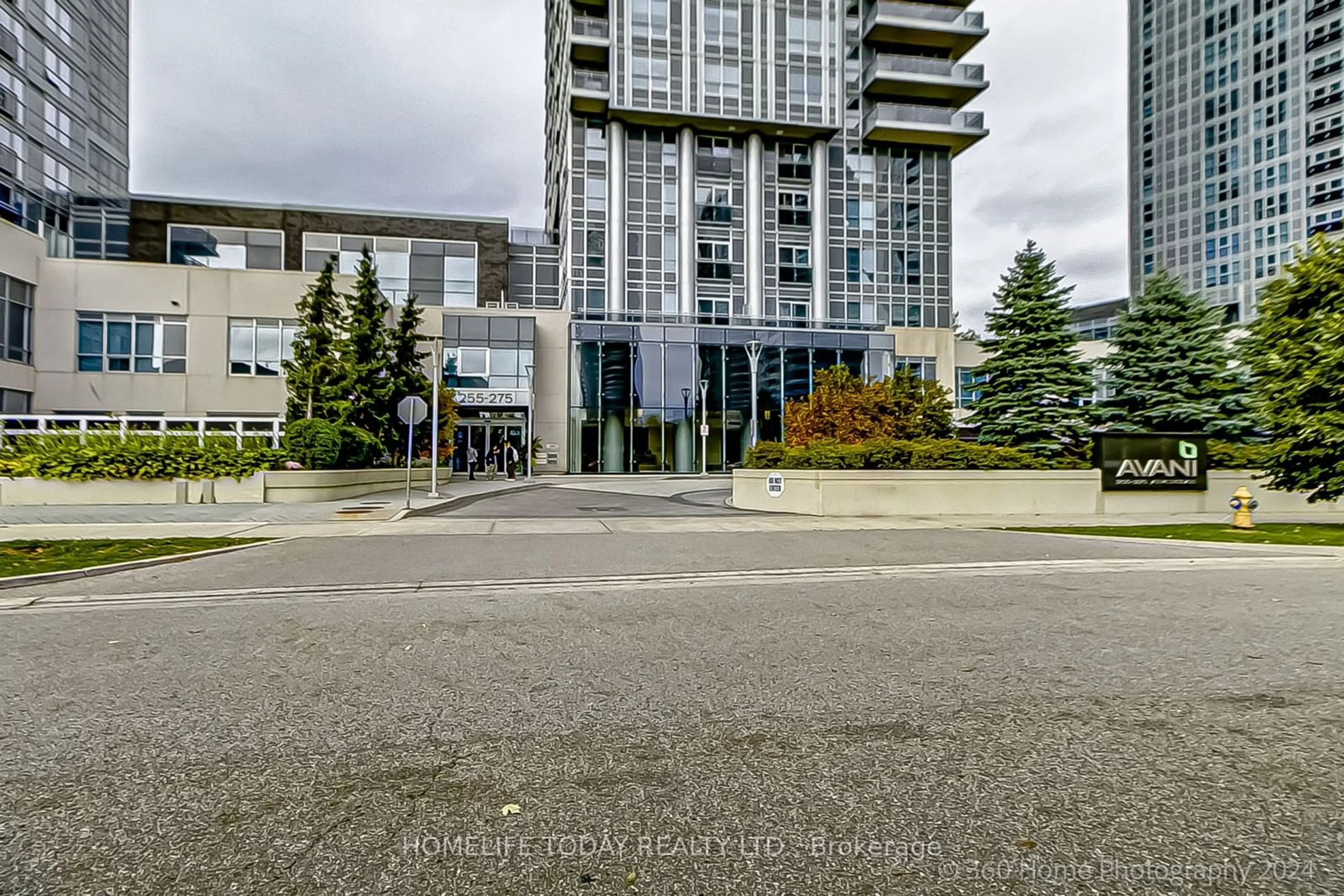 A pic from exterior of the house or condo for 275 Village Green Sq #1323, Toronto Ontario M1S 0L8