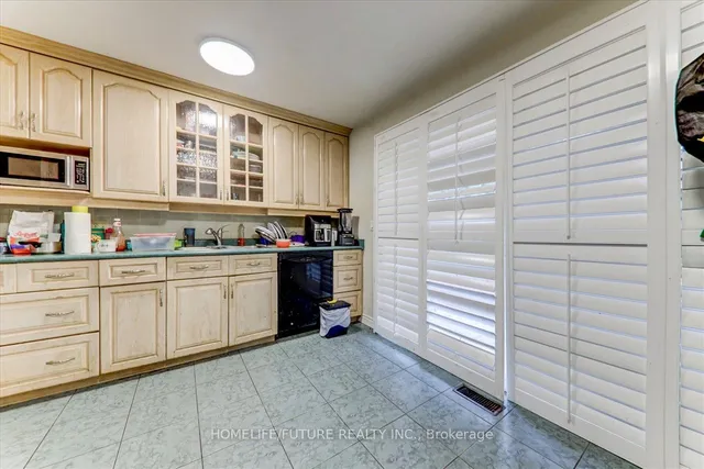Additional property image - 8 Bonacres Ave