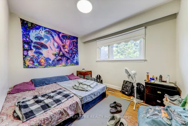 Additional property image - 8 Bonacres Ave