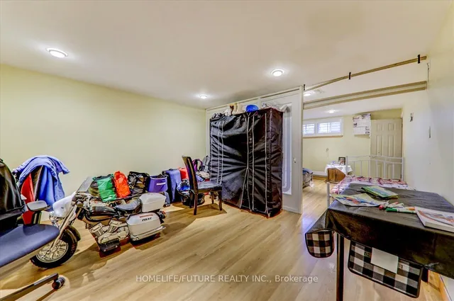 Additional property image - 8 Bonacres Ave