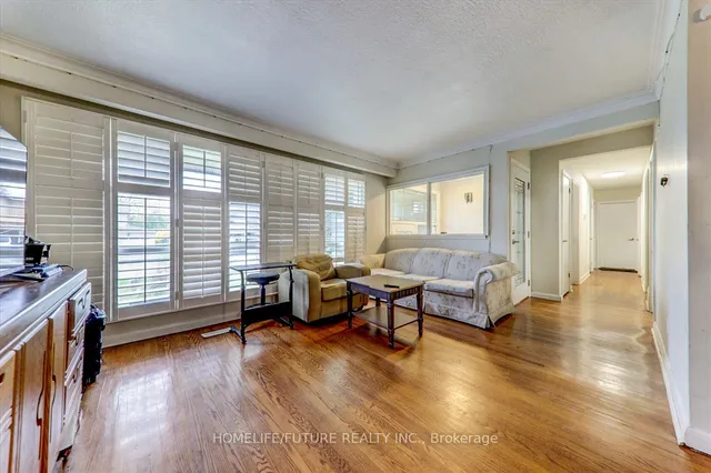 Additional property image - 8 Bonacres Ave
