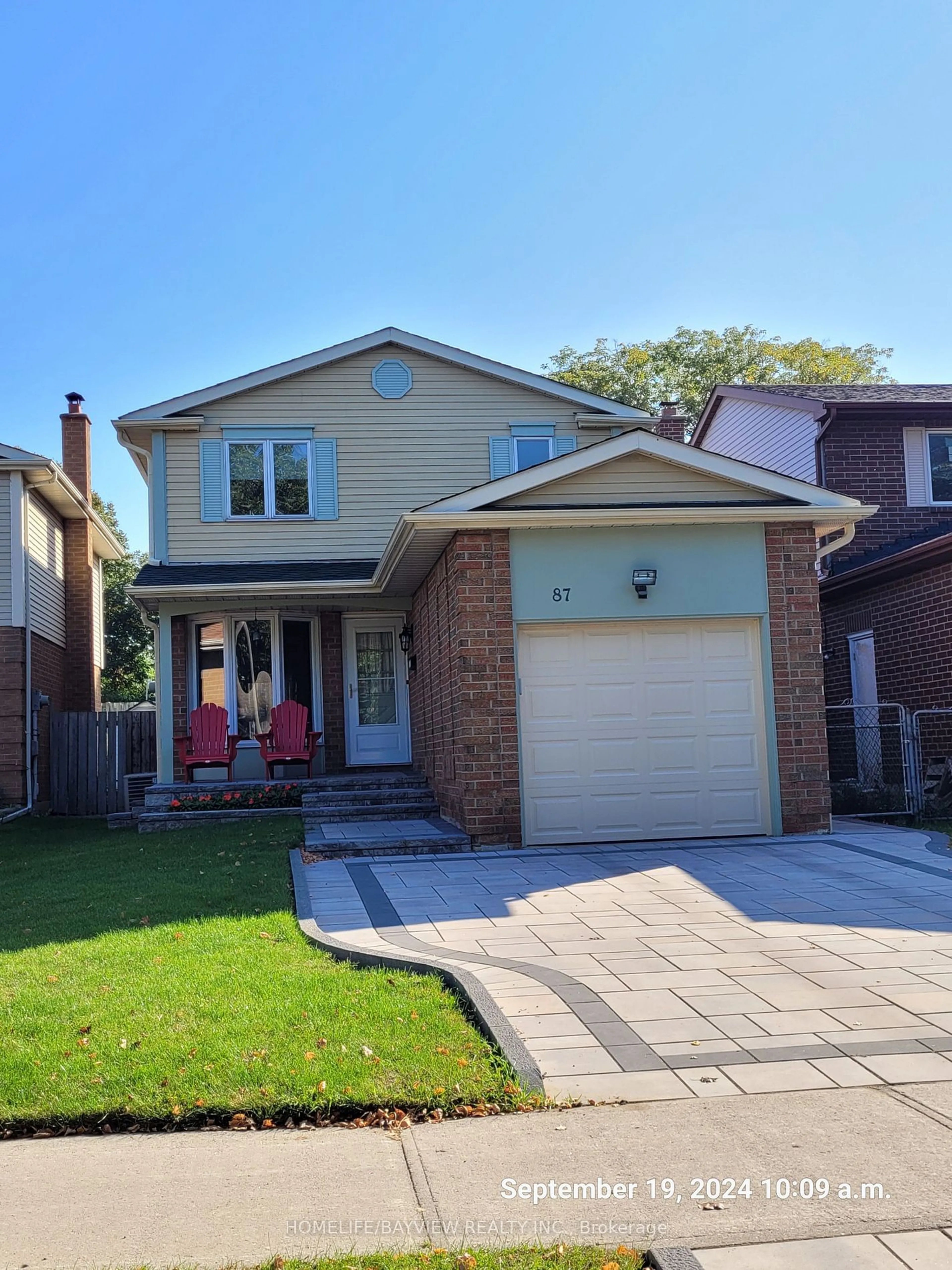 Home with brick exterior material for 87 Moorehouse Dr, Toronto Ontario M1V 2E2