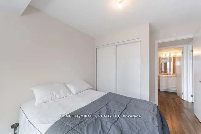 Additional image 21 of 2152 Lawrence Ave Unit 1002