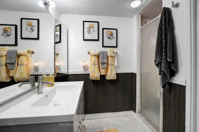 Additional property image - 410 Mclevin Ave Unit 1011