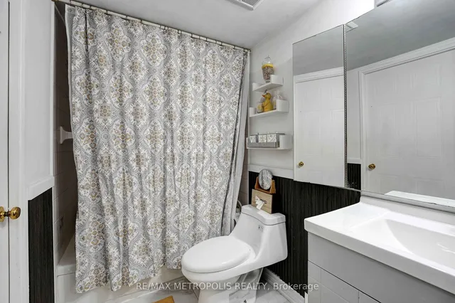 Additional property image - 410 Mclevin Ave Unit 1011