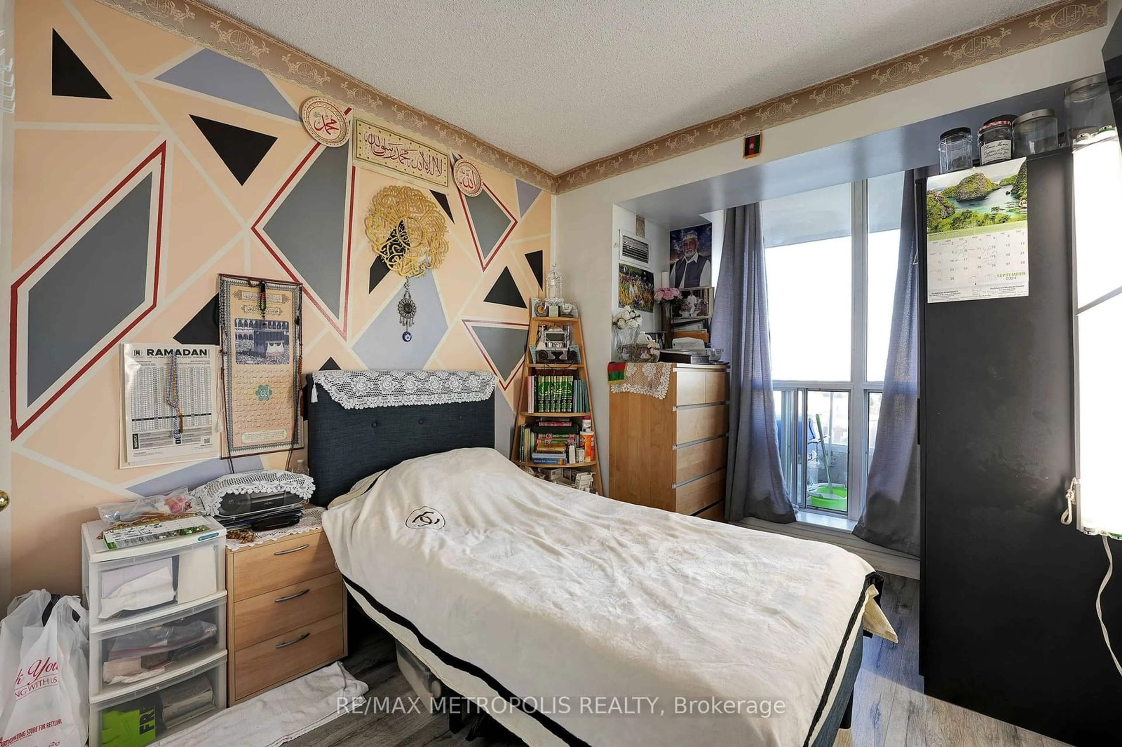 A pic of a room for 410 Mclevin Ave #1011, Toronto Ontario M1B 5J5