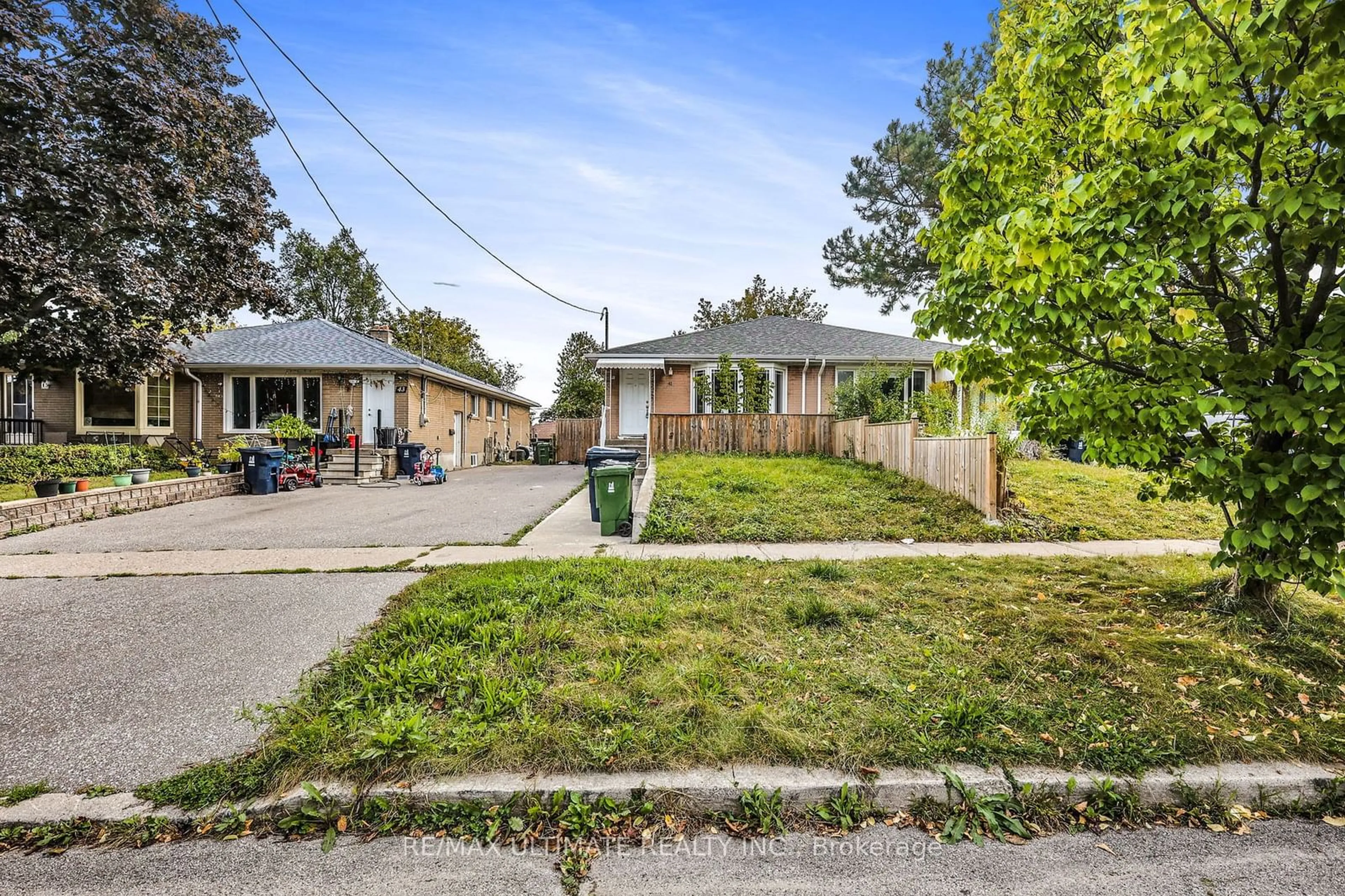 Frontside or backside of a home for 41 Freeborn Cres, Toronto Ontario M1P 3T9