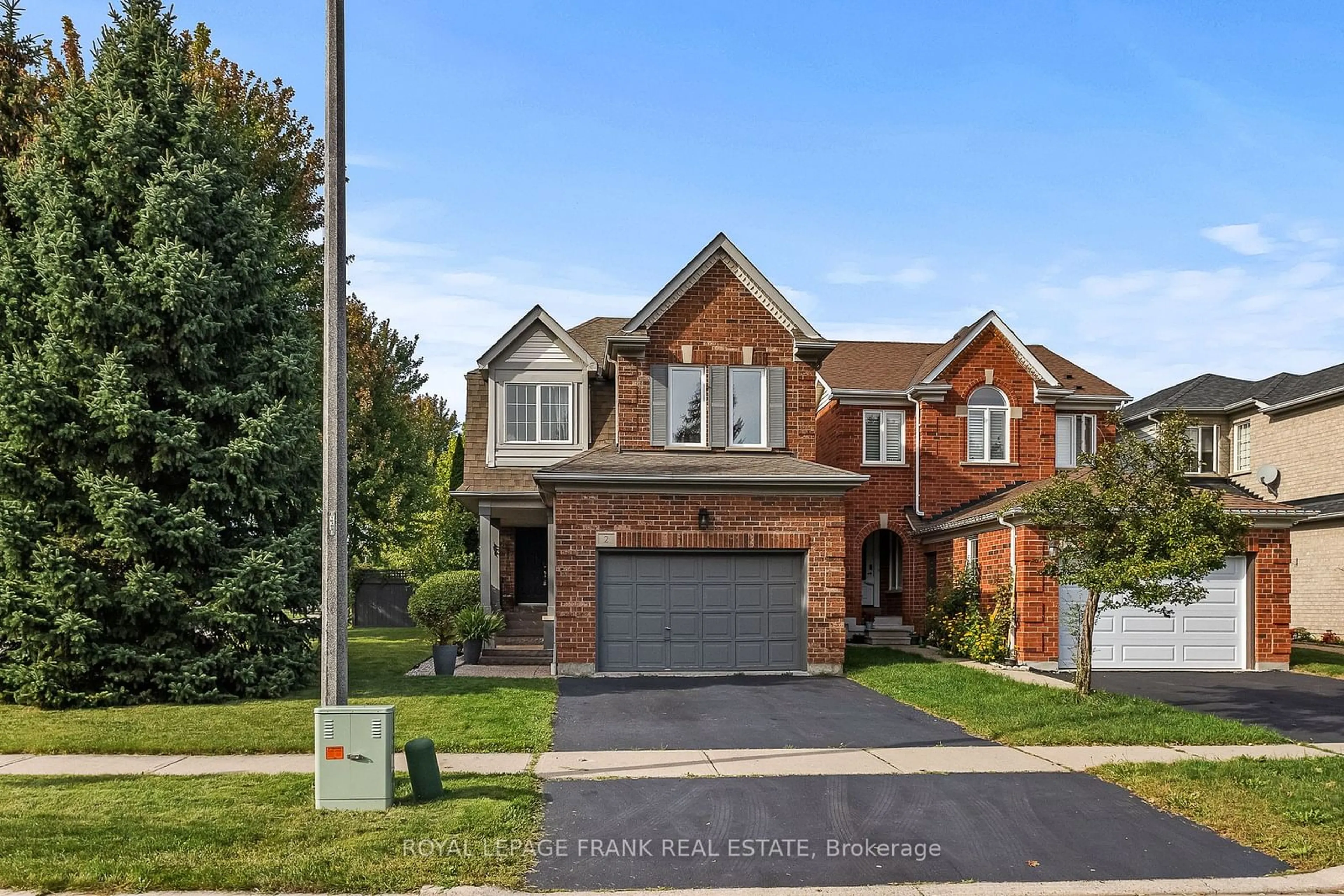 Home with brick exterior material for 2 Dalebrooke Cres, Whitby Ontario L1P 1P1