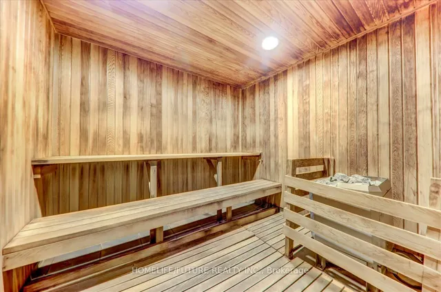 Additional property image - 36 Lee Centre Dr Unit 1905