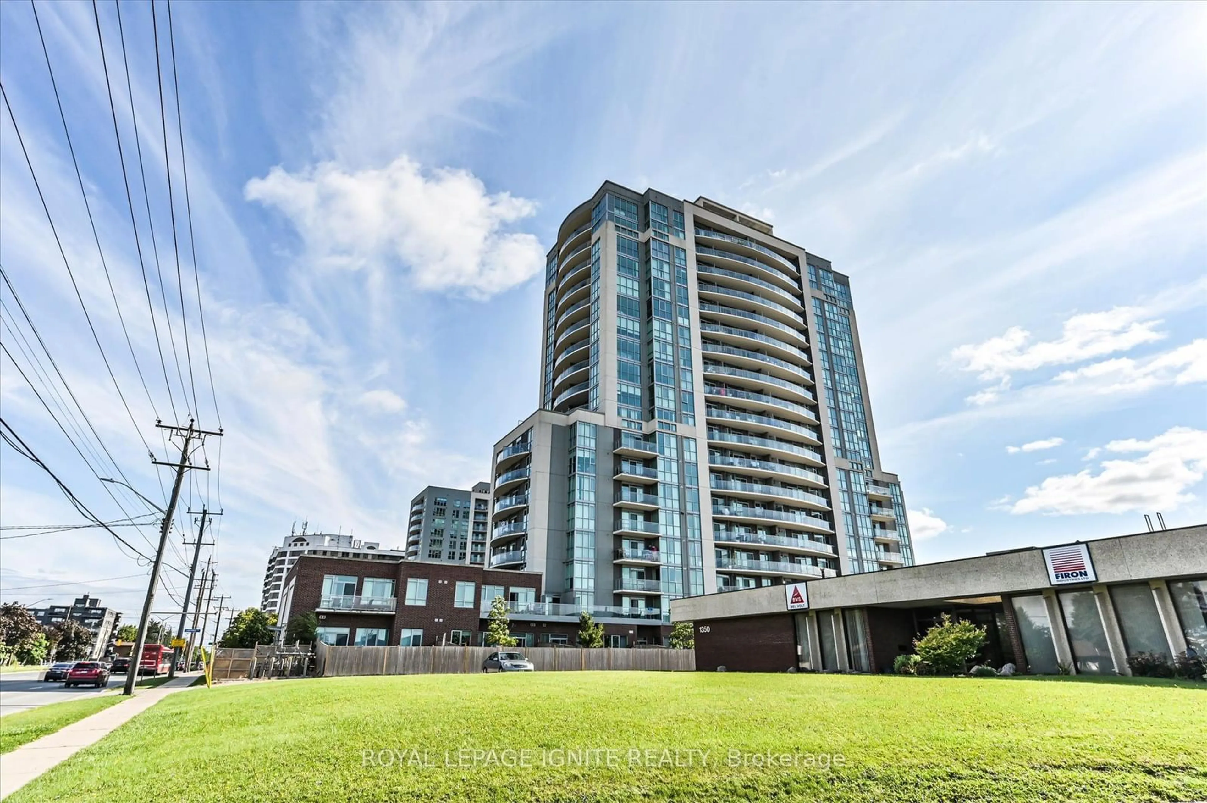 A pic from exterior of the house or condo for 1328 Birchmount Rd #1606, Toronto Ontario M1R 0B6