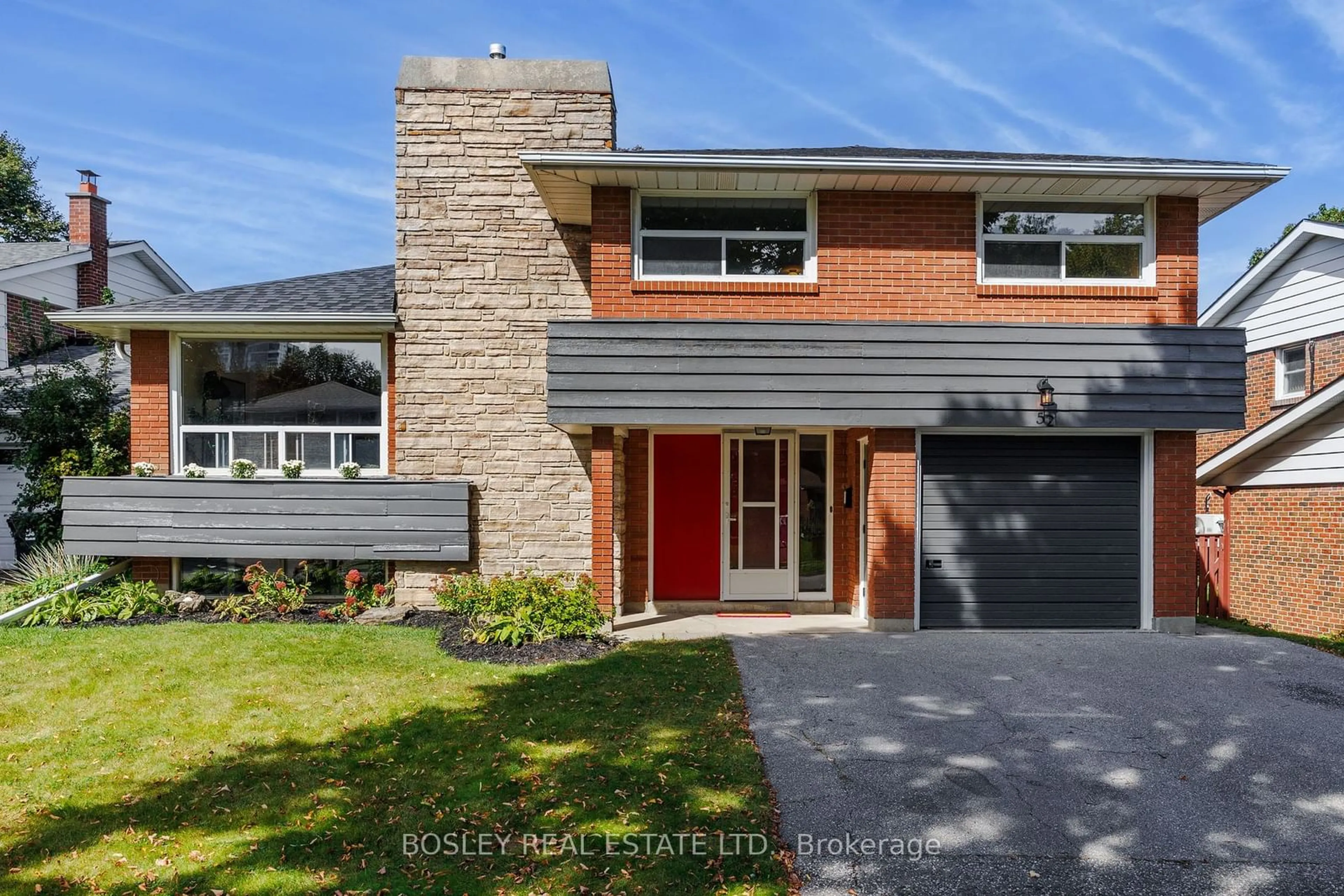 Home with brick exterior material for 52 Ravencliff Cres, Toronto Ontario M1T 1R8