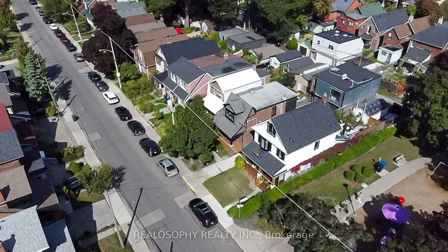Additional property image - 27 Chisholm Ave