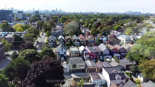 Additional property image - 27 Chisholm Ave