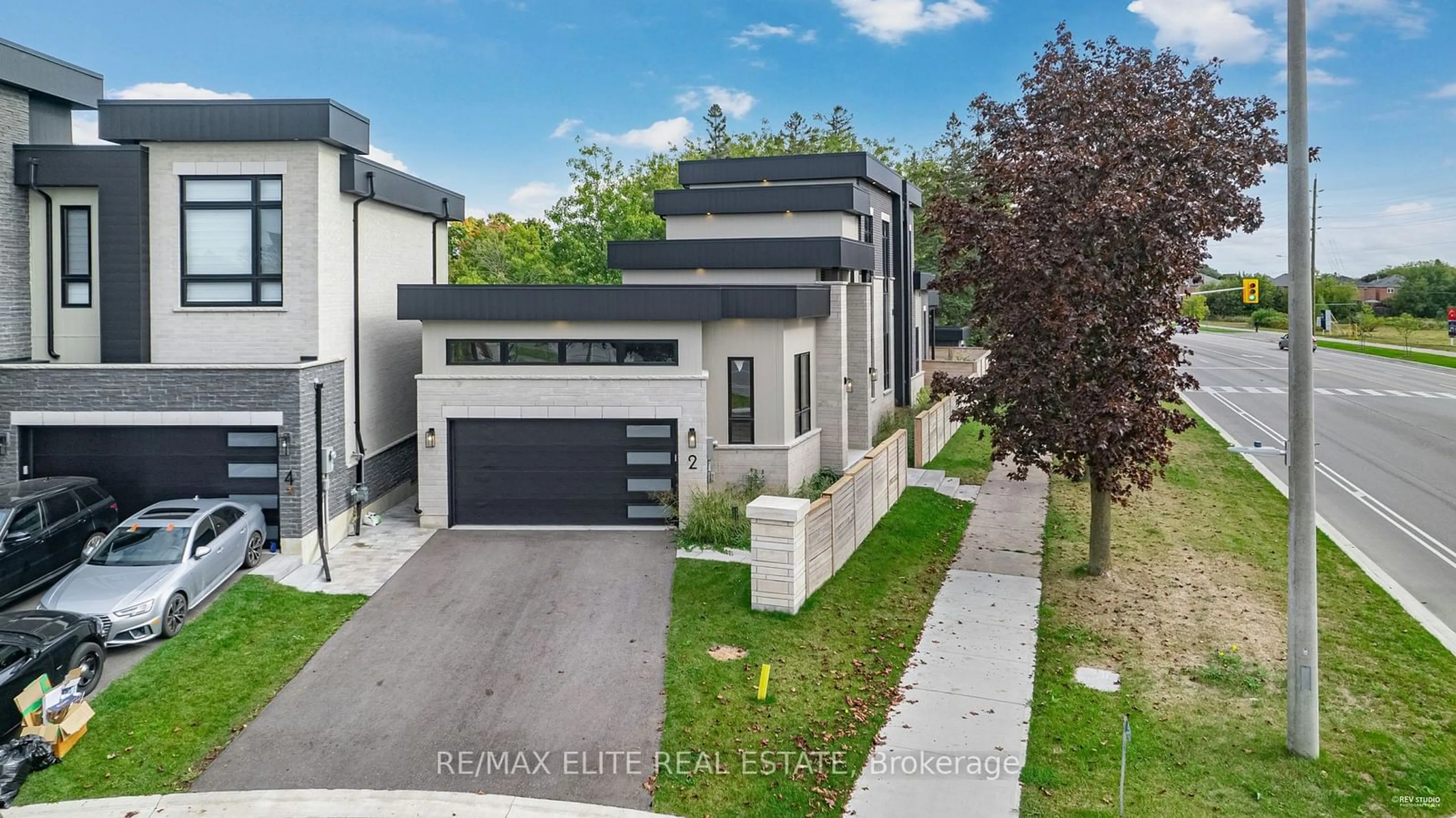 Frontside or backside of a home, the street view for 2 Tidmarsh Lane, Ajax Ontario L1T 4S1