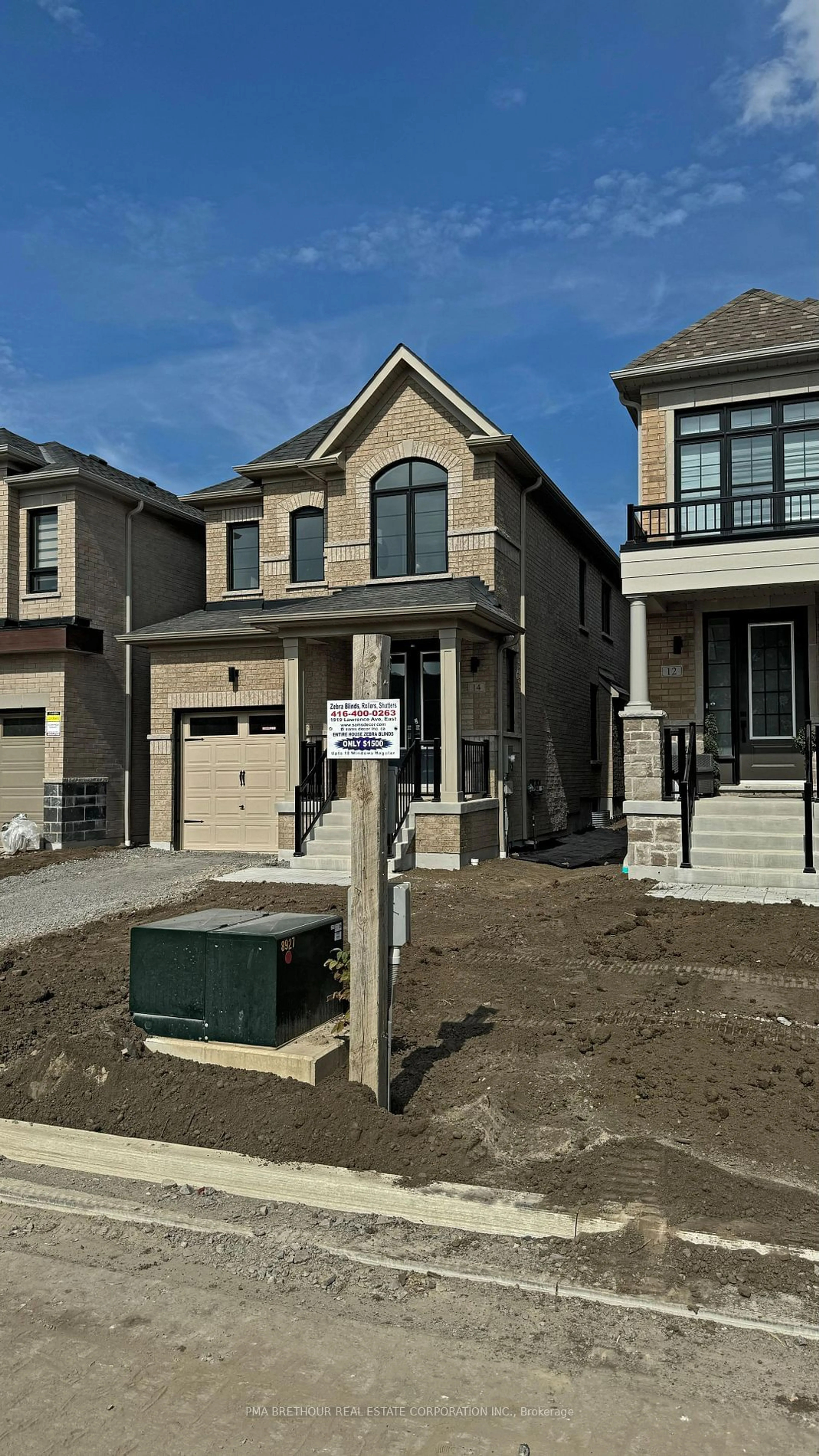 Frontside or backside of a home for 14 Deer Ridge Cres, Whitby Ontario L1P 0P3