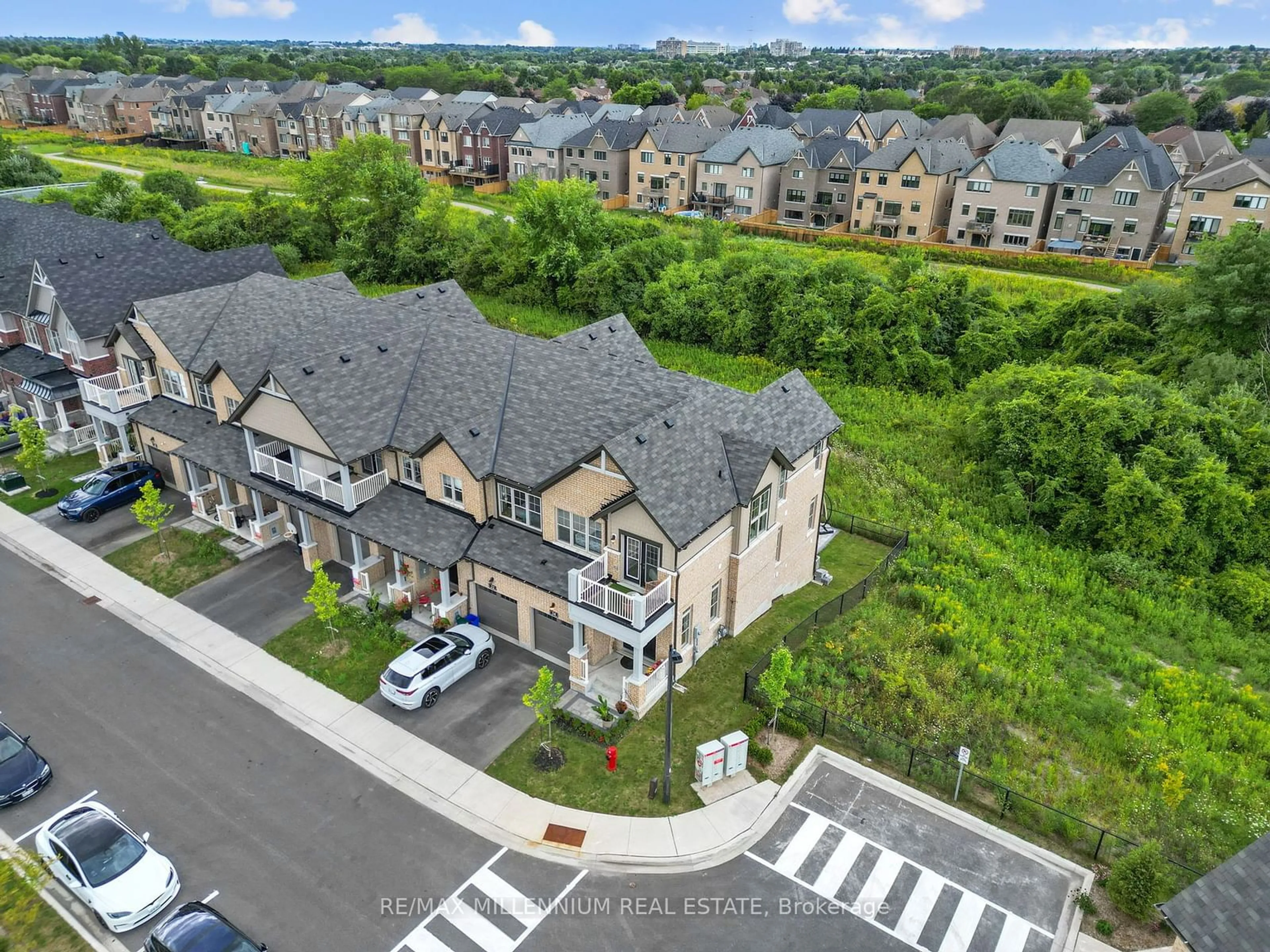 A pic from exterior of the house or condo, the street view for 34 Paradise Way, Whitby Ontario L1R 0R7