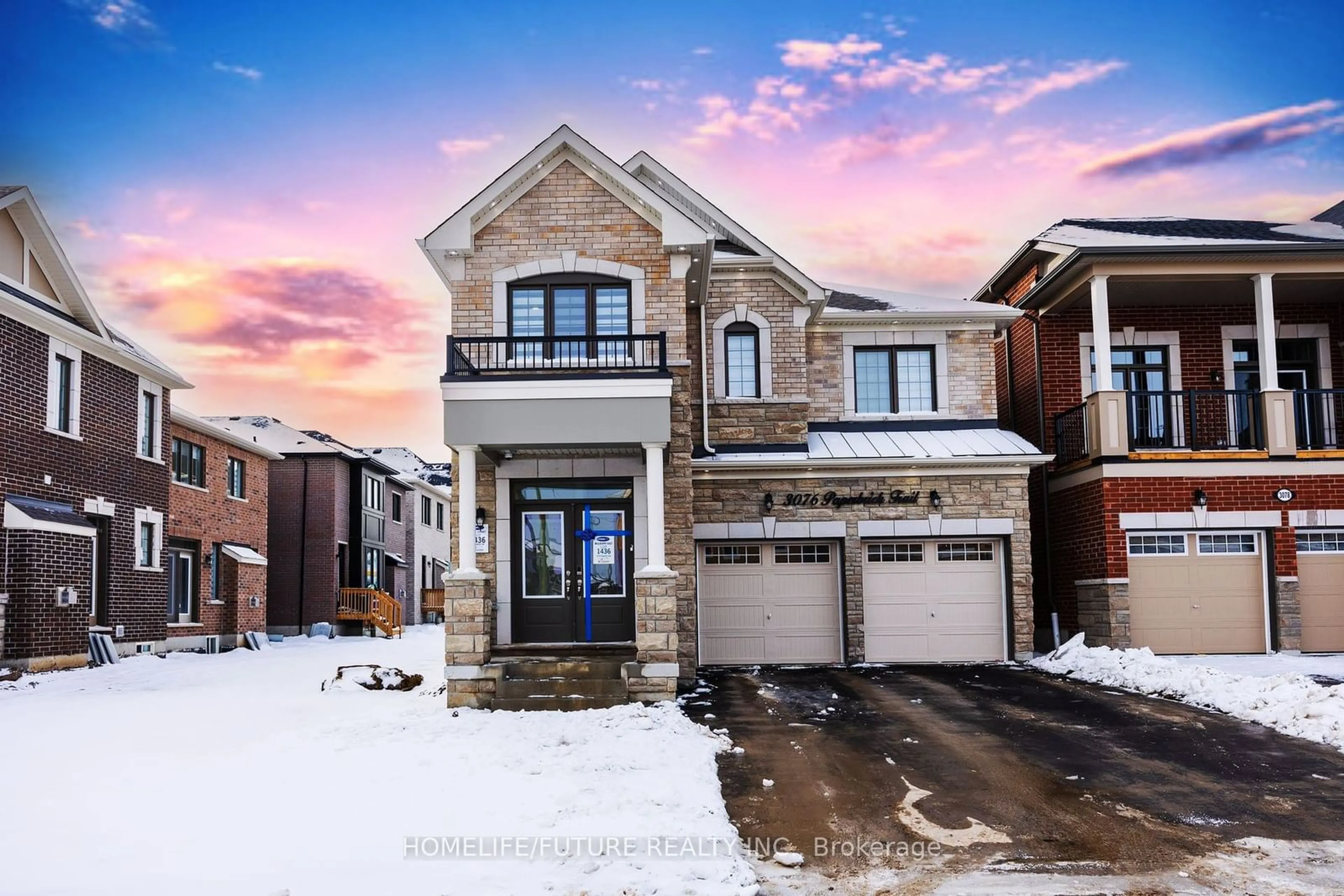 Home with brick exterior material for 3076 Paperbirch Tr, Pickering Ontario L0H 1J0