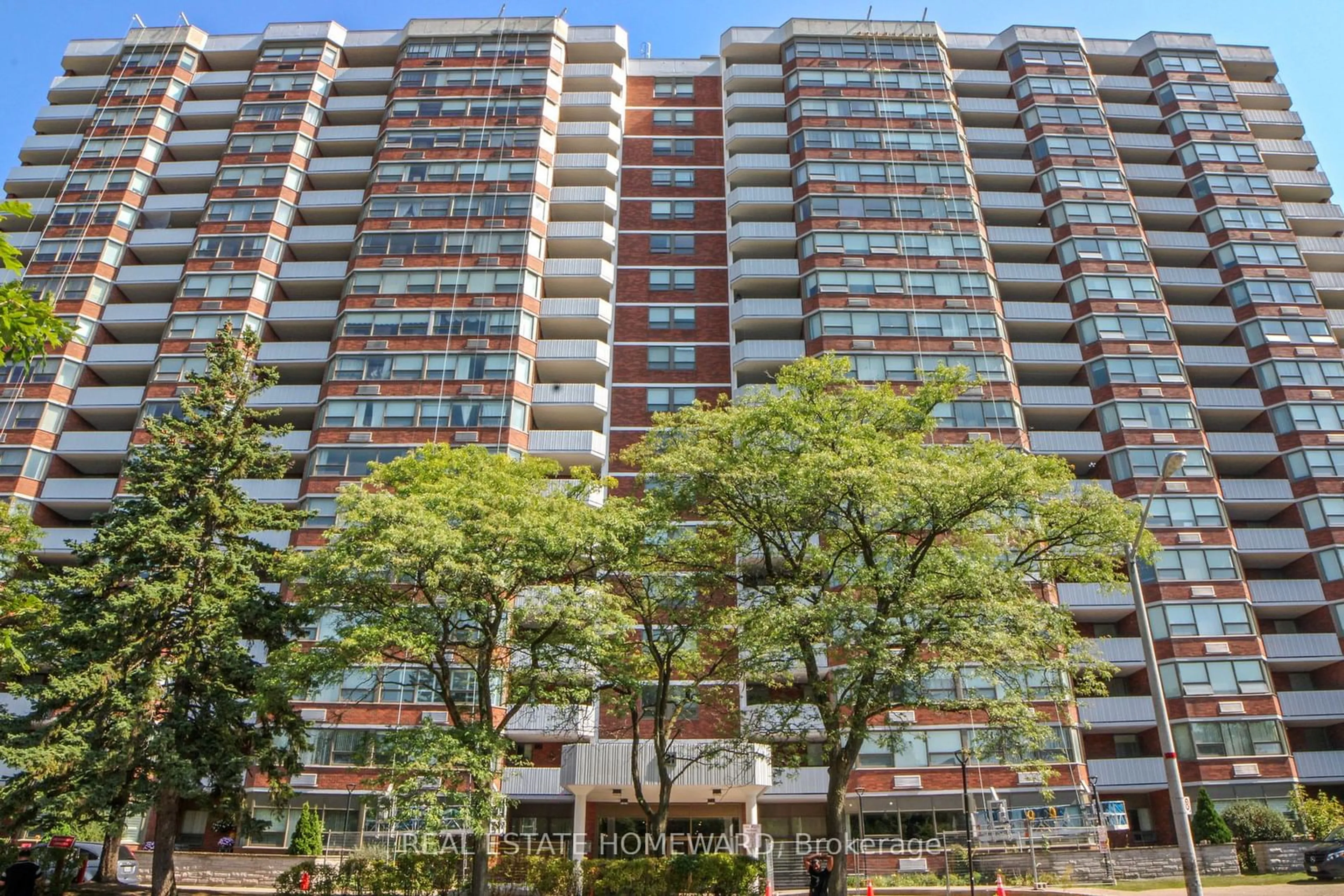 A pic from exterior of the house or condo for 121 Ling Rd #1205, Toronto Ontario M1E 4Y2