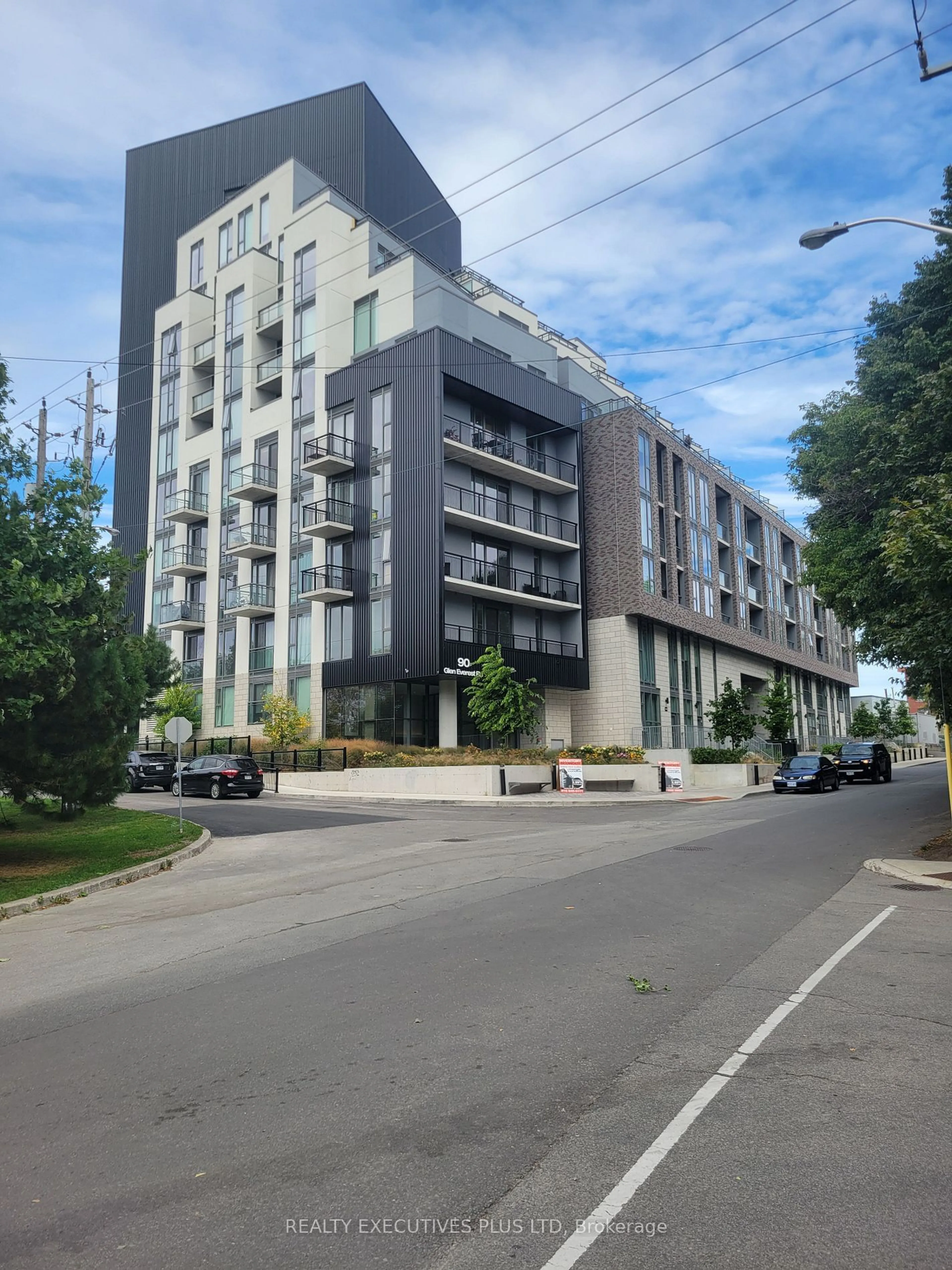 A pic from exterior of the house or condo for 90 Glen Everest Rd #618, Toronto Ontario M1N 0C3