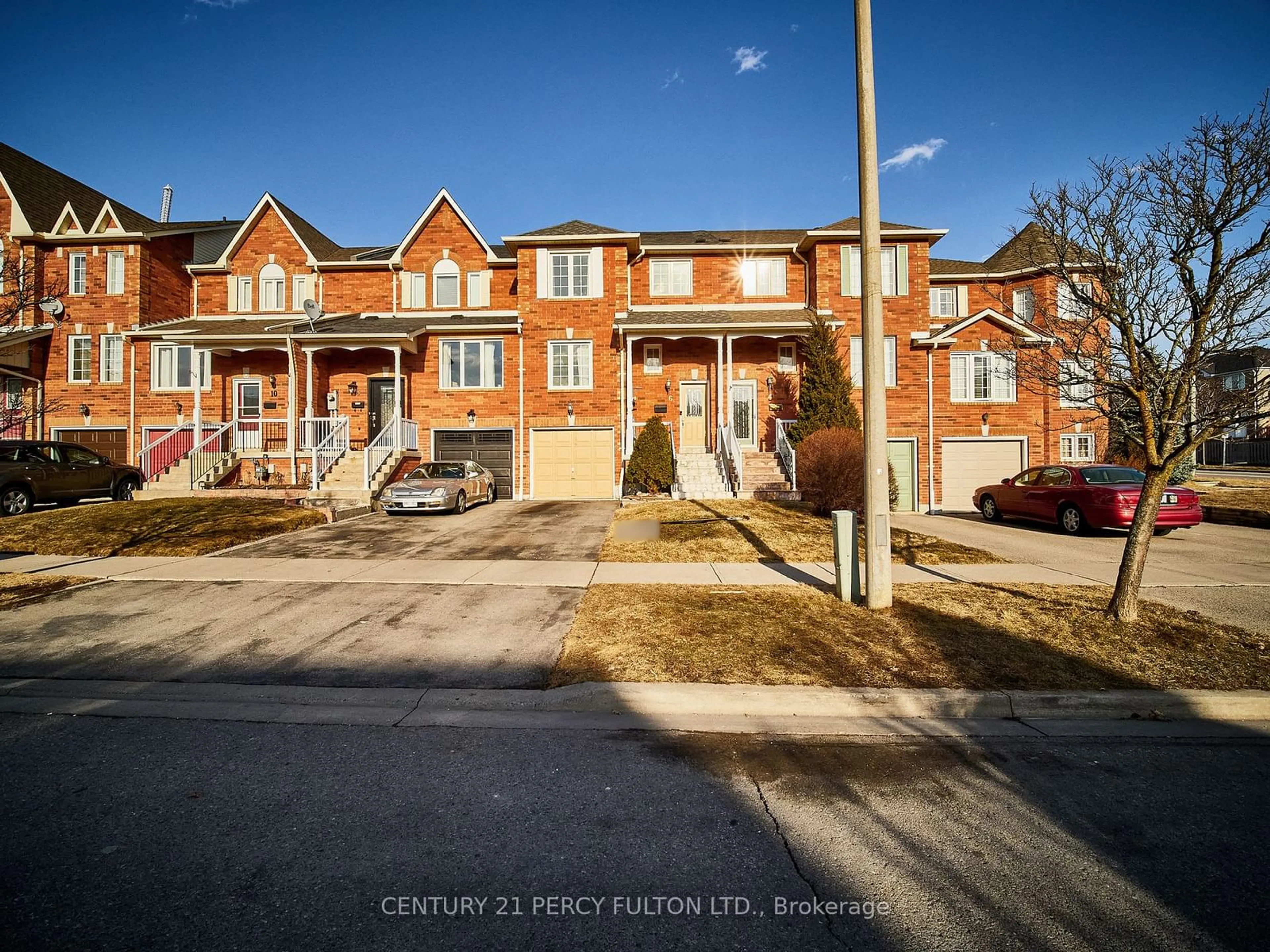 A pic from exterior of the house or condo, the street view for 6 Smales Dr, Ajax Ontario L1Z 1G5