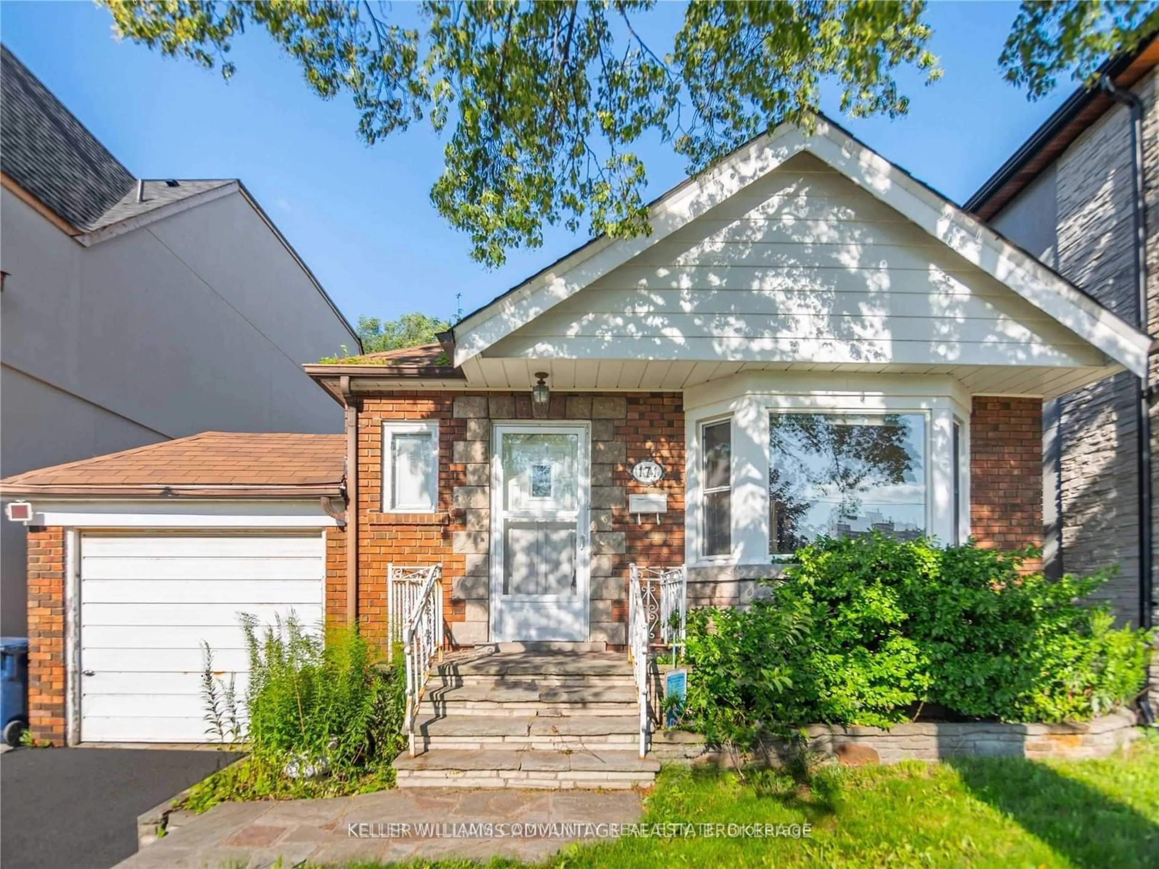 Frontside or backside of a home for 171 Fallingbrook Rd, Toronto Ontario M1N 2V3