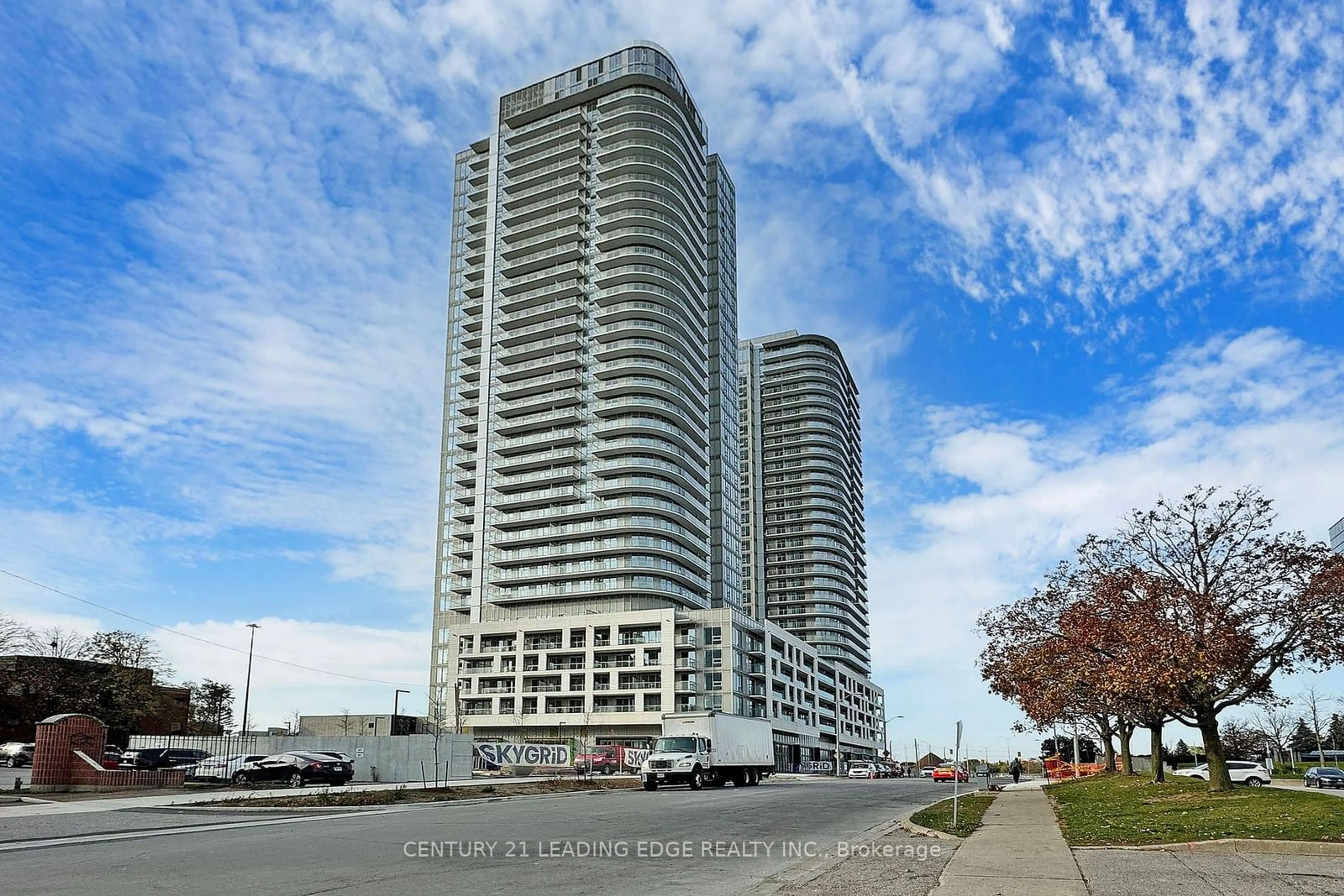 A pic from exterior of the house or condo for 2033 Kennedy Rd #622, Toronto Ontario M1T 0B9