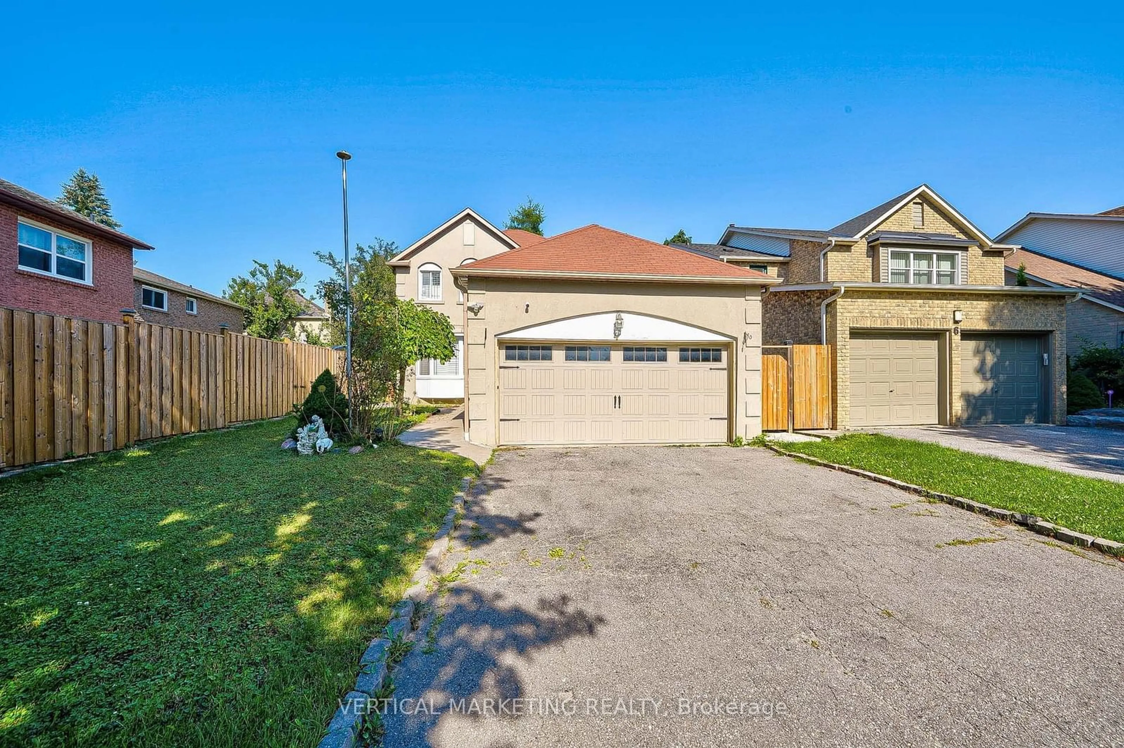 Fenced yard for 4 Radford Dr, Ajax Ontario L1T 1V9