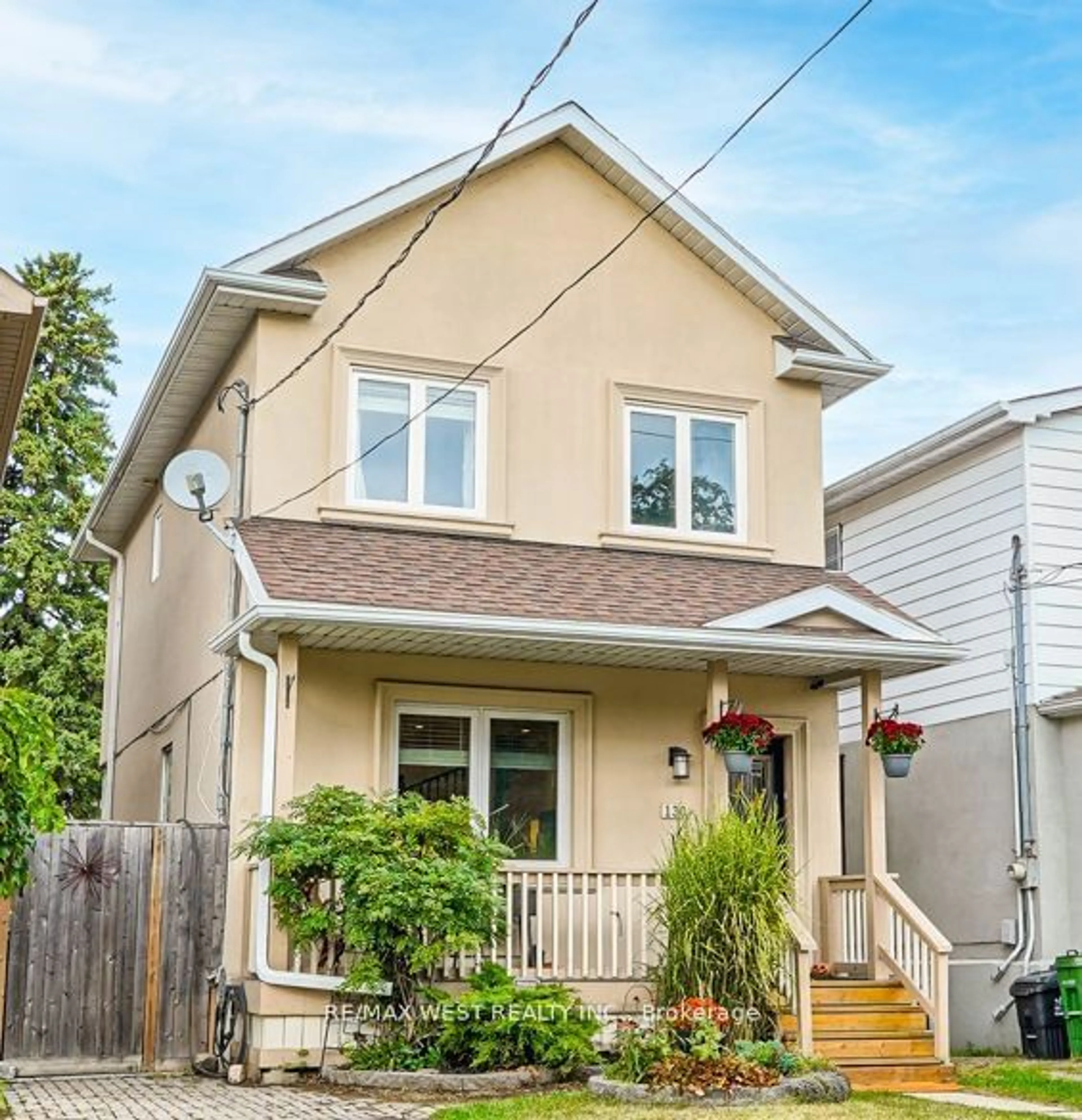 Frontside or backside of a home, cottage for 130 Hollis Ave, Toronto Ontario M1N 2C8