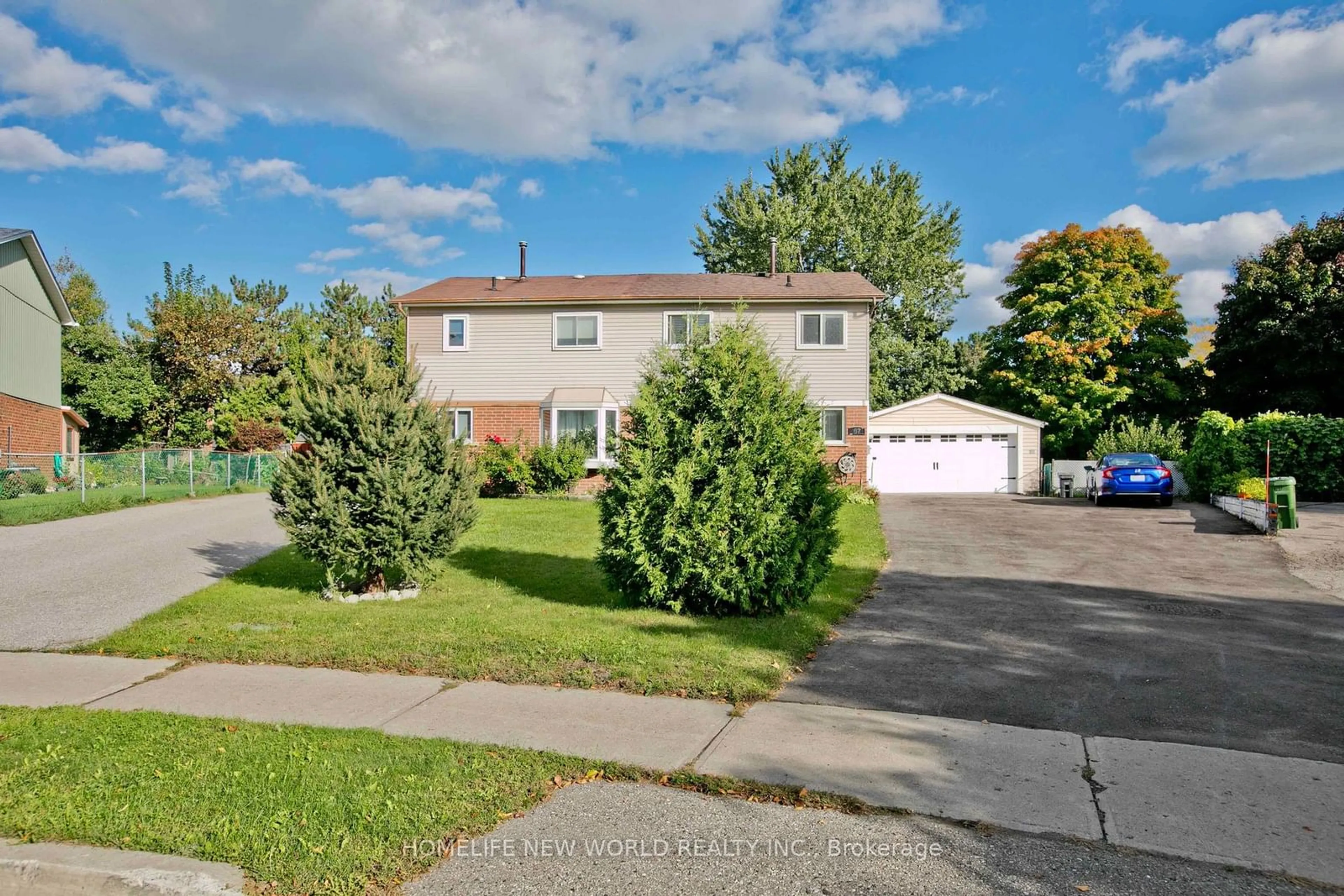 Frontside or backside of a home, the street view for 67 Pilkey Cres, Toronto Ontario M1B 2A8