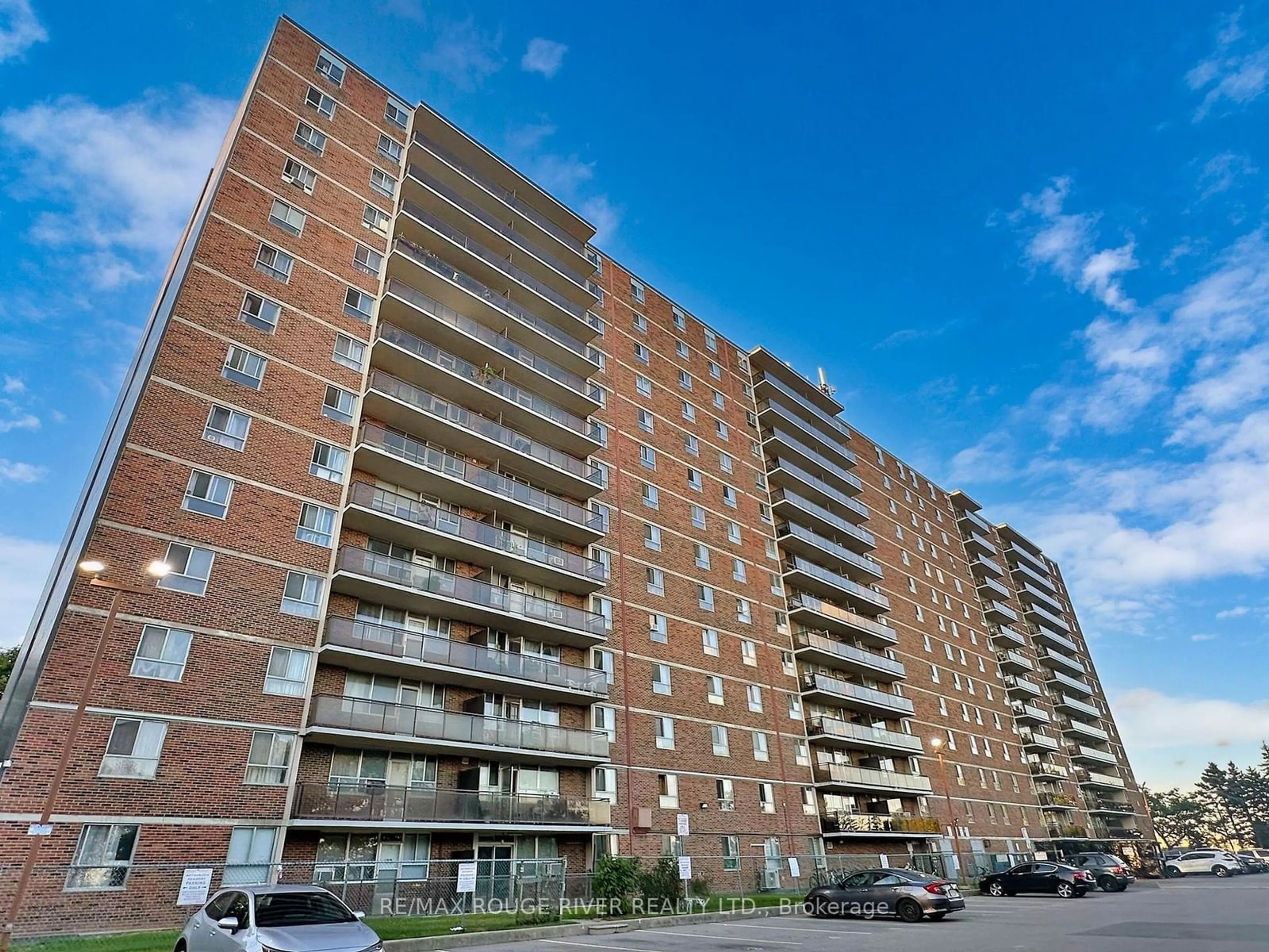 A pic from exterior of the house or condo for 1950 Kennedy Rd #1110, Toronto Ontario M1P 4S9