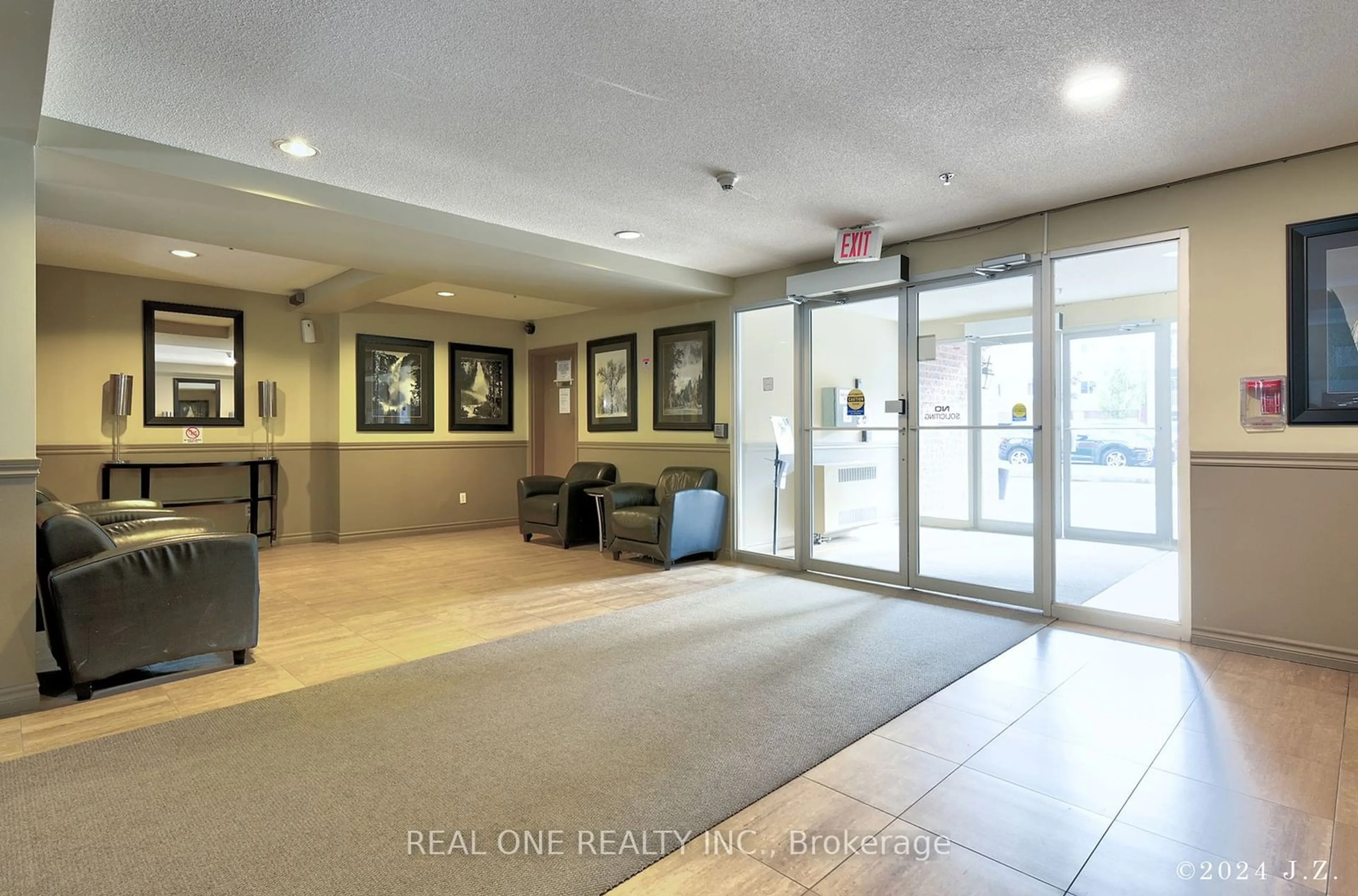 Indoor lobby for 5225 Finch Ave #109, Toronto Ontario M1S 5W8