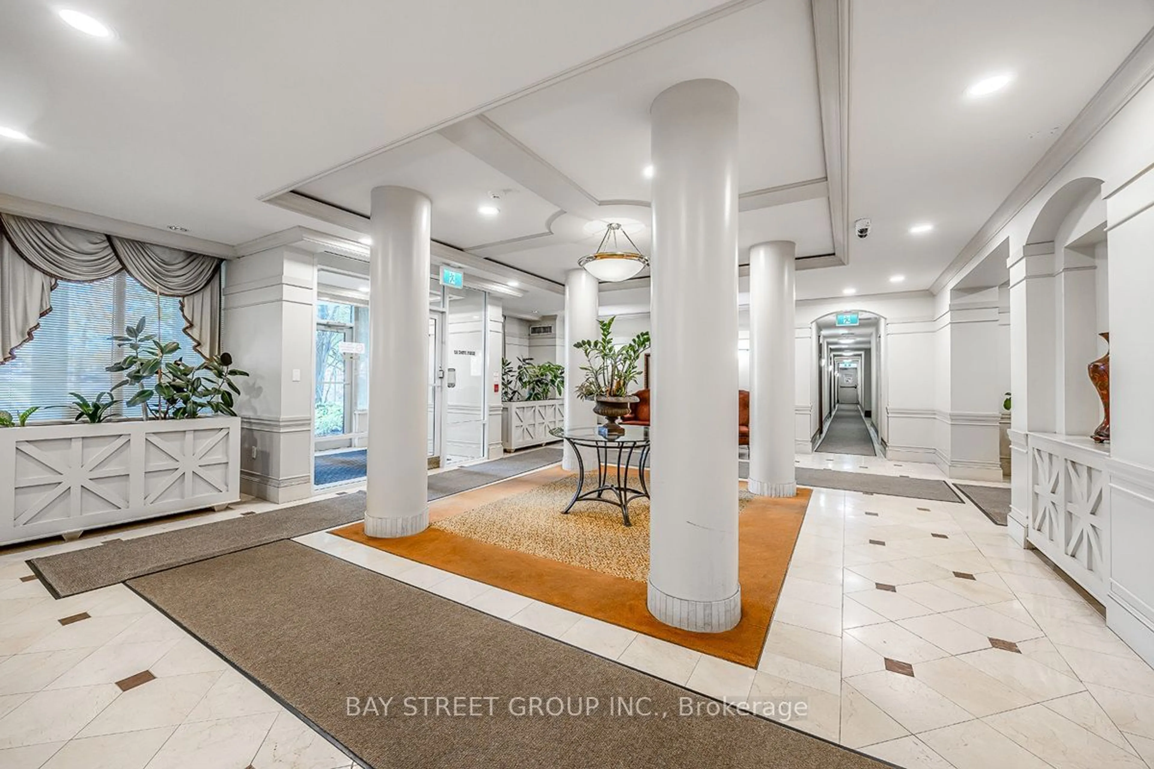 Indoor lobby for 5001 Finch Ave #610, Toronto Ontario M1S 5J9