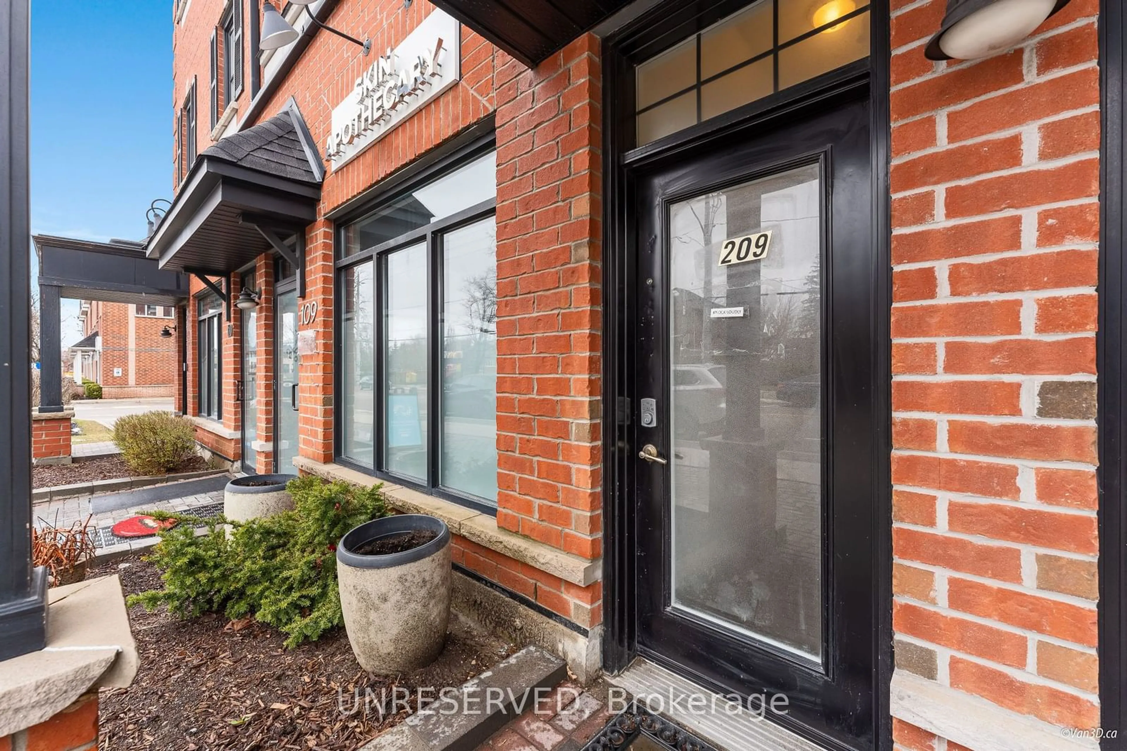 Indoor entryway, wood floors for 17 Baldwin St #209, Whitby Ontario L1M 0K8