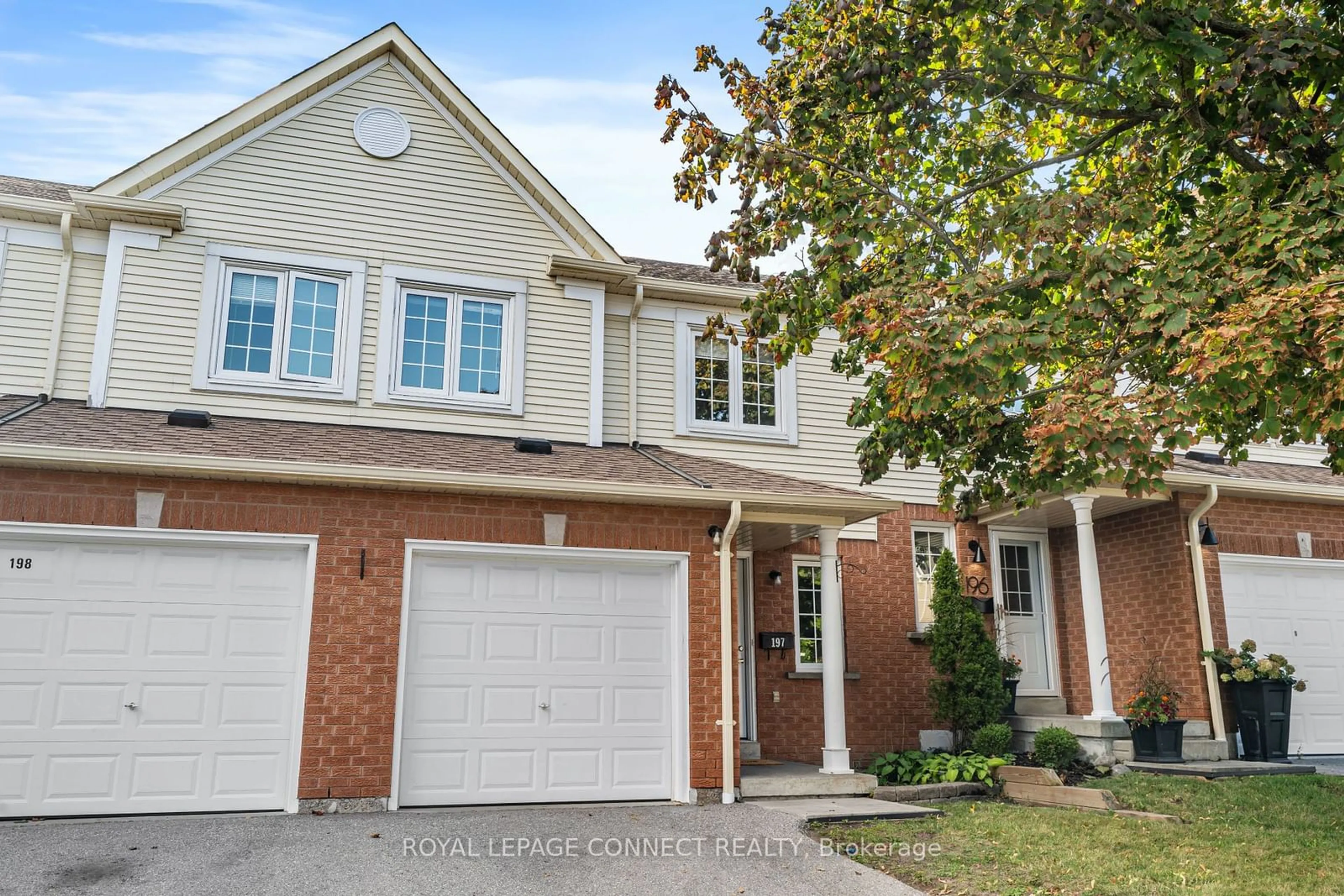 A pic from exterior of the house or condo, the street view for 10 Bassett Blvd #197, Whitby Ontario L1N 9C3